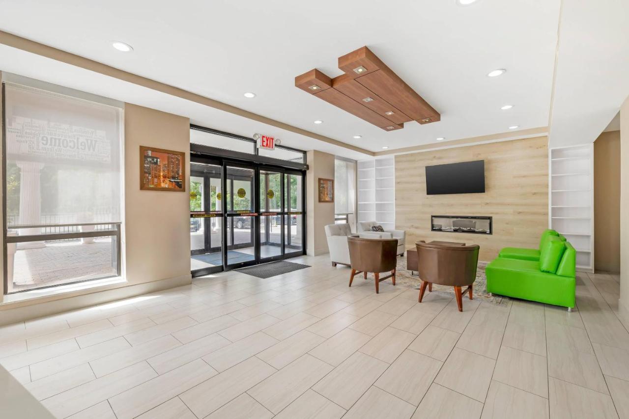 Country & By Radisson, Staten Island Hotel 3*