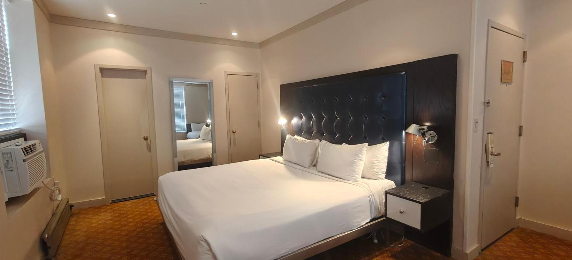 Night Broadway 3* New York