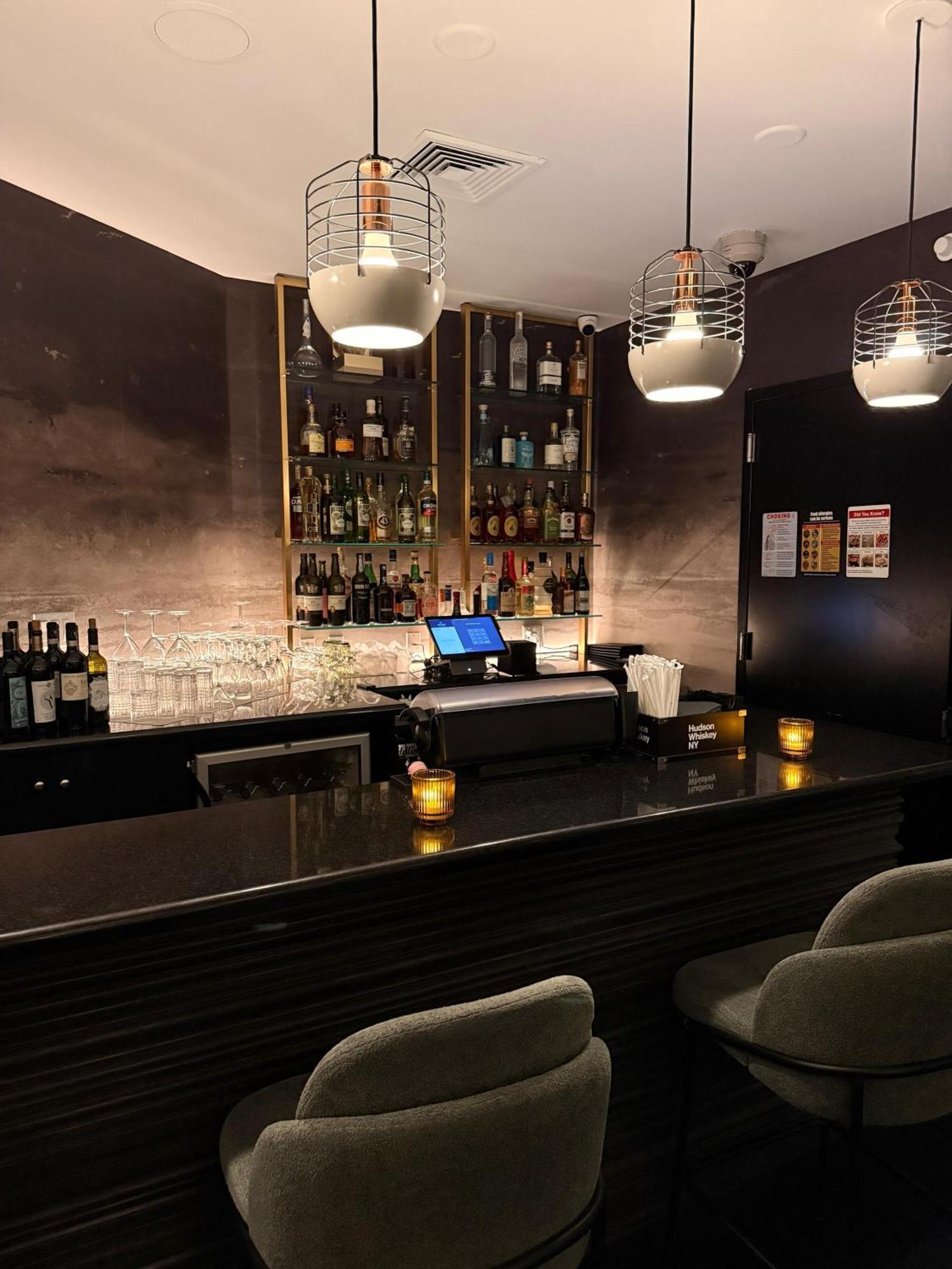 Four Points By Sheraton Manhattan Soho Village 3*