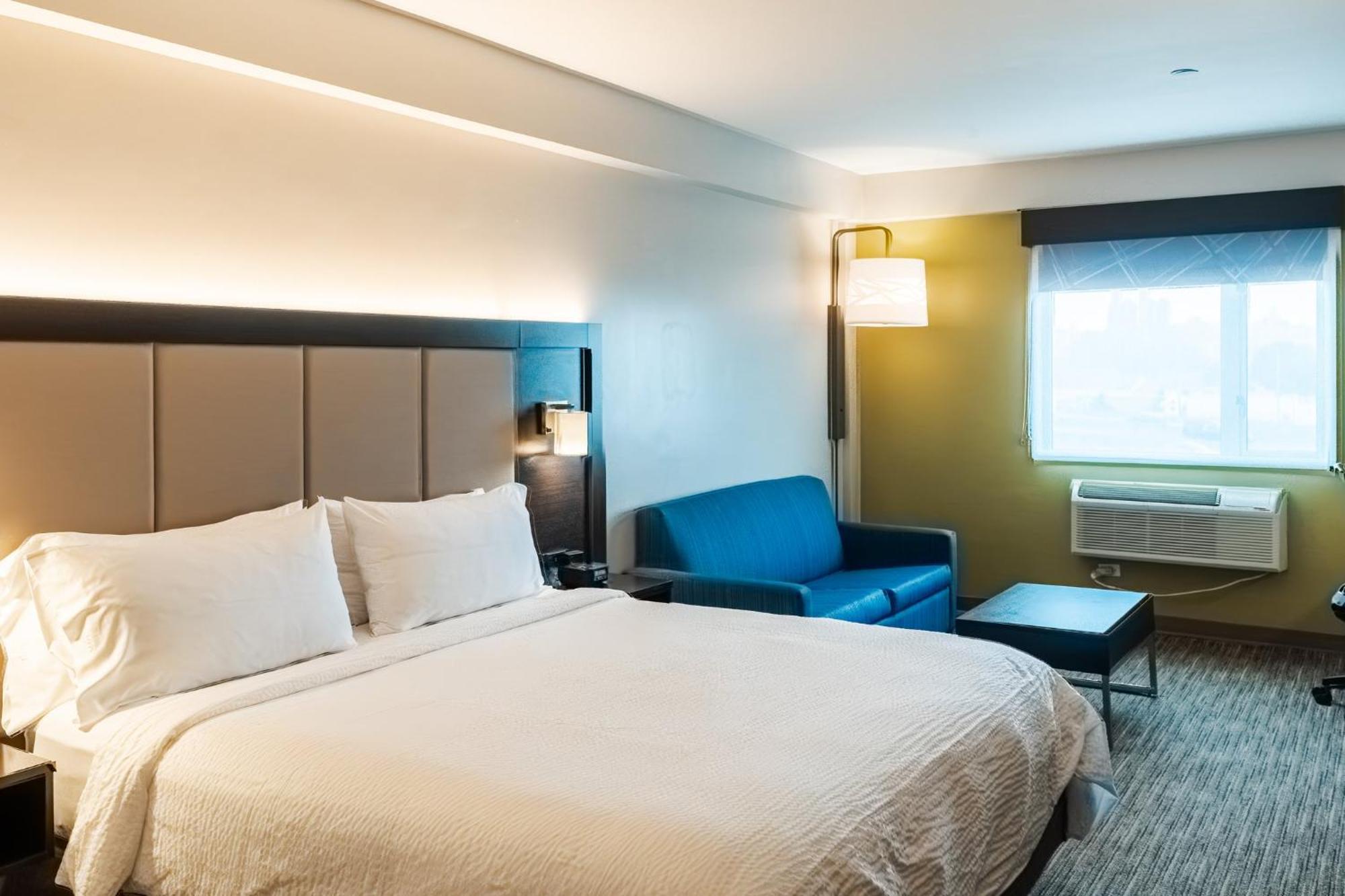 Express Maspeth By Ihg New York