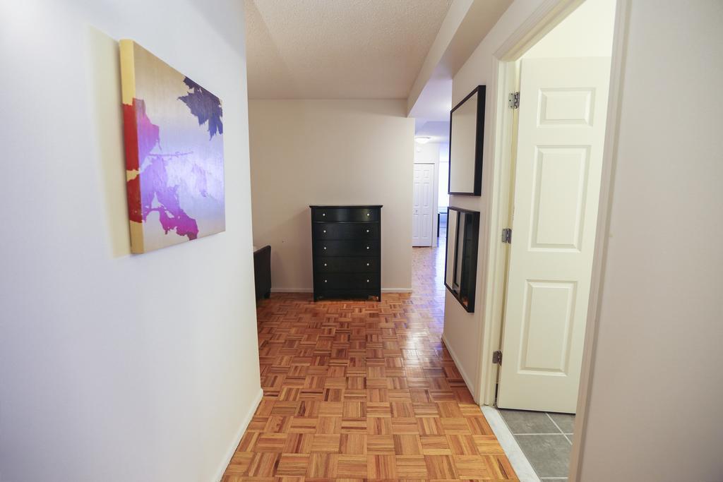 Apartment Liberty Towers - A Premier Furnished *