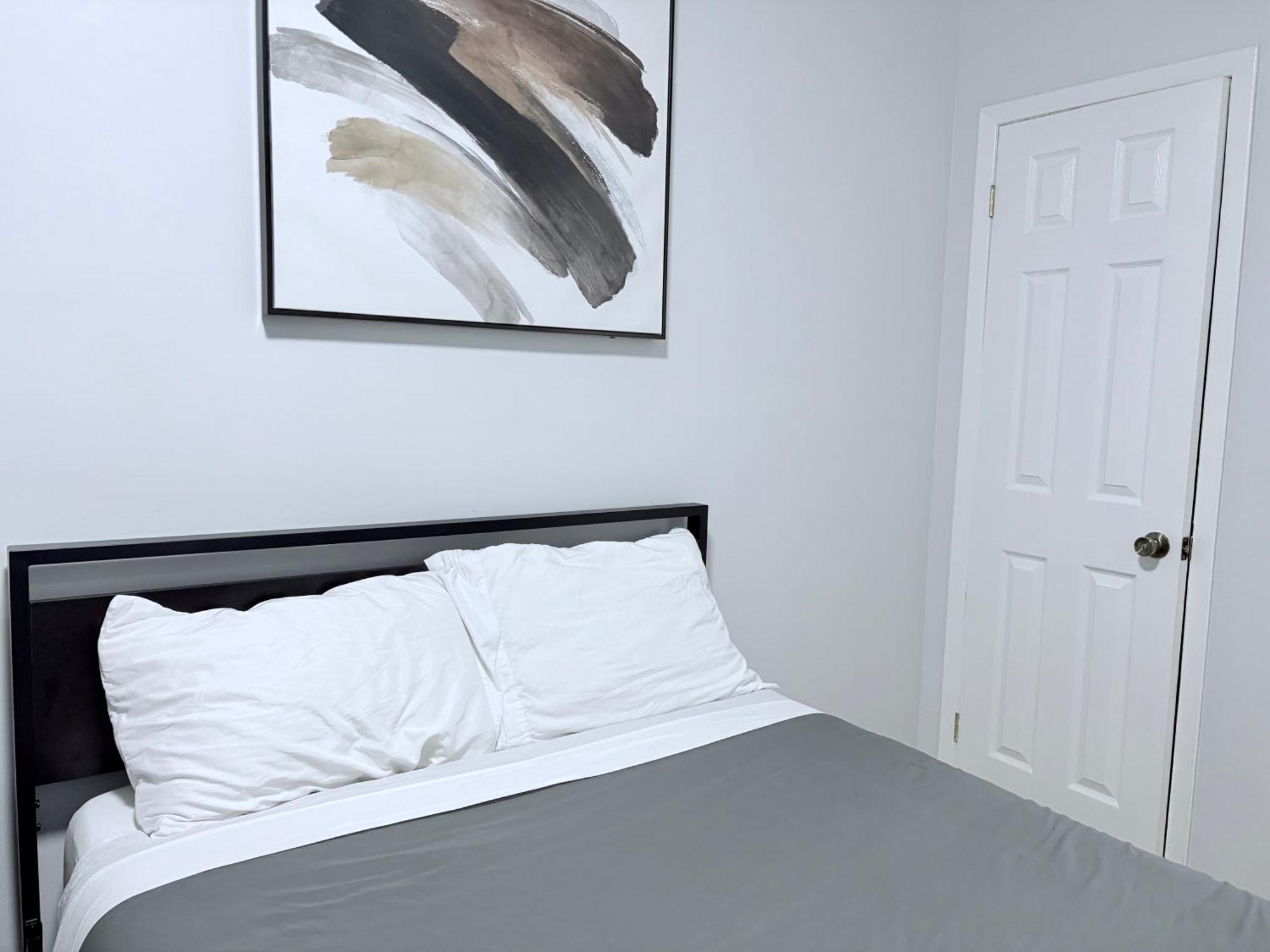 Steps From Empire State Building