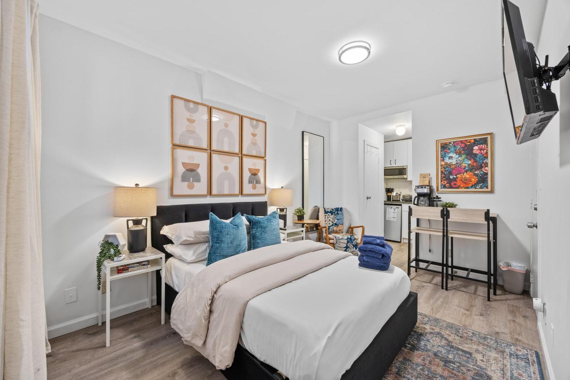 Highly Recommended Near Times Square Apartment *