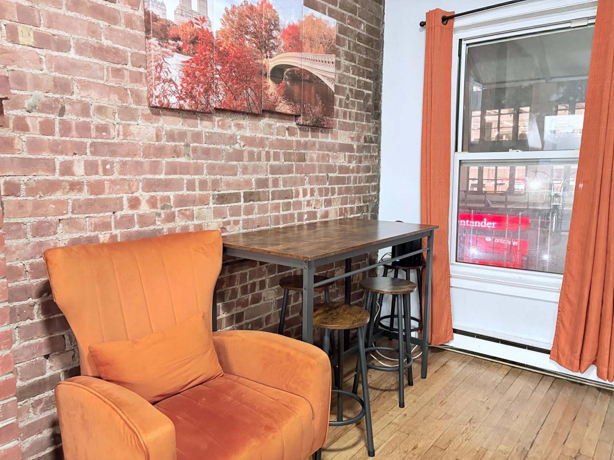 Steps From Empire State Building Apartment