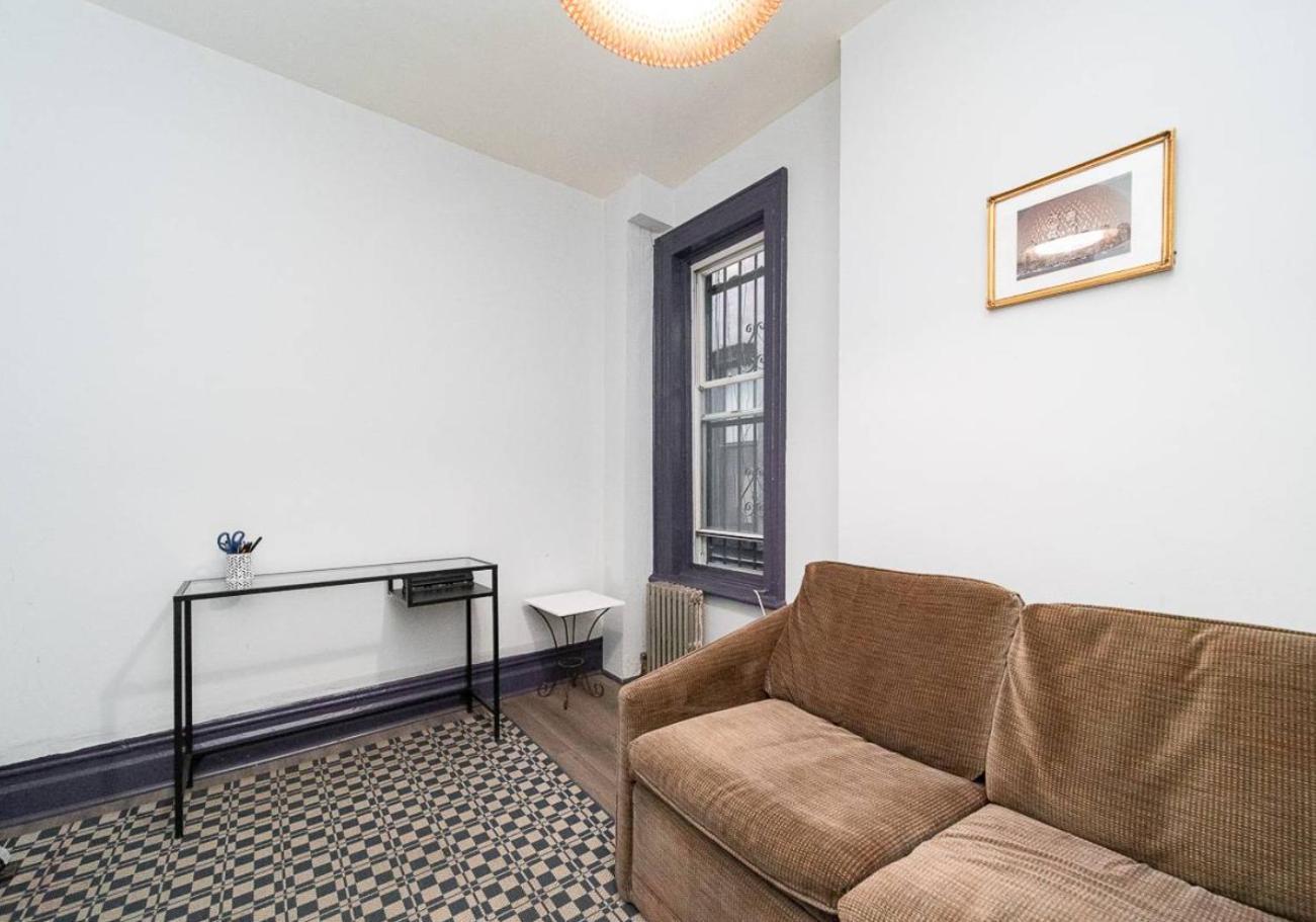 Apartment Charming 3-bedroom In Midtown West *