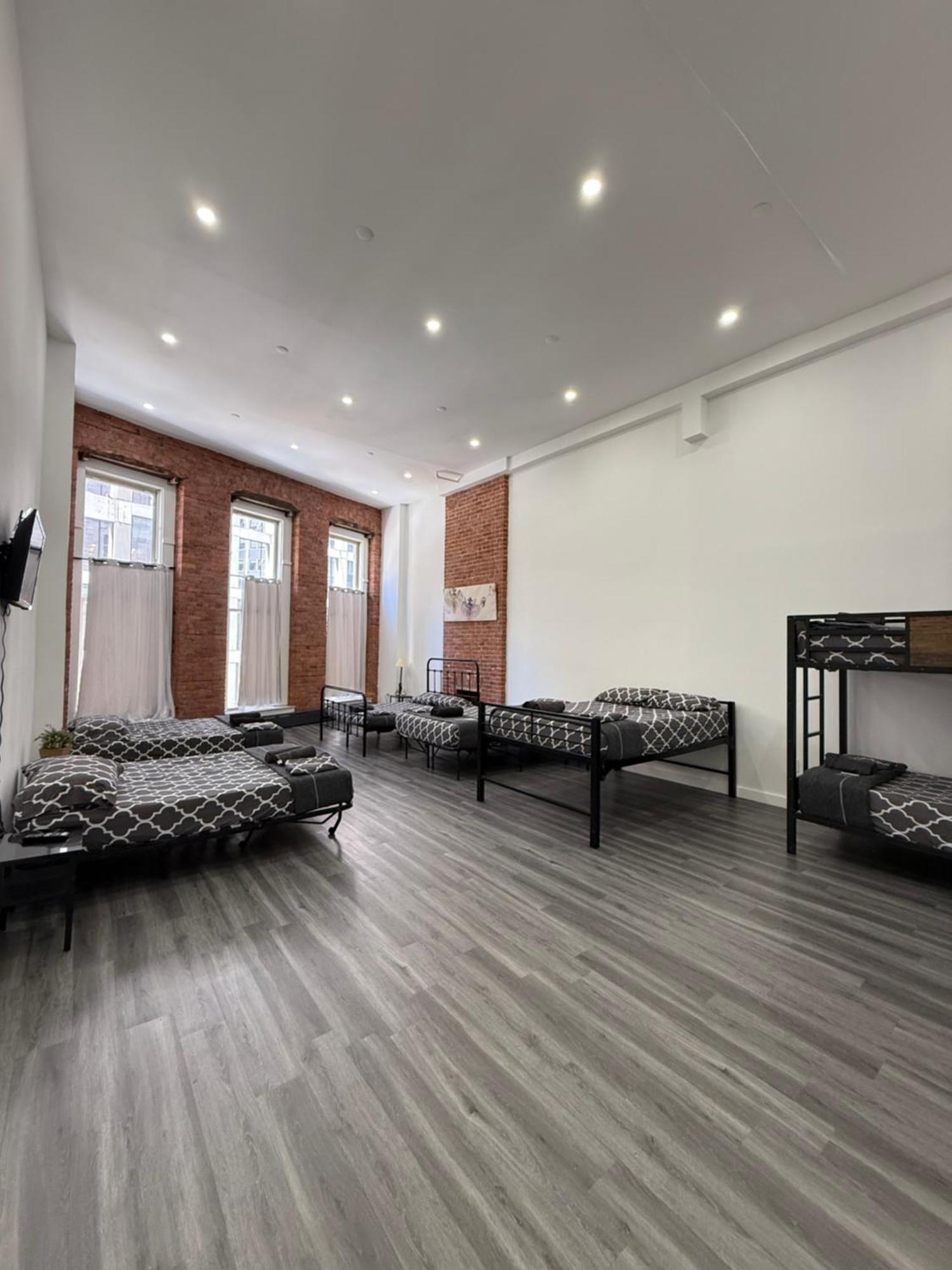 31 Street Broadway *