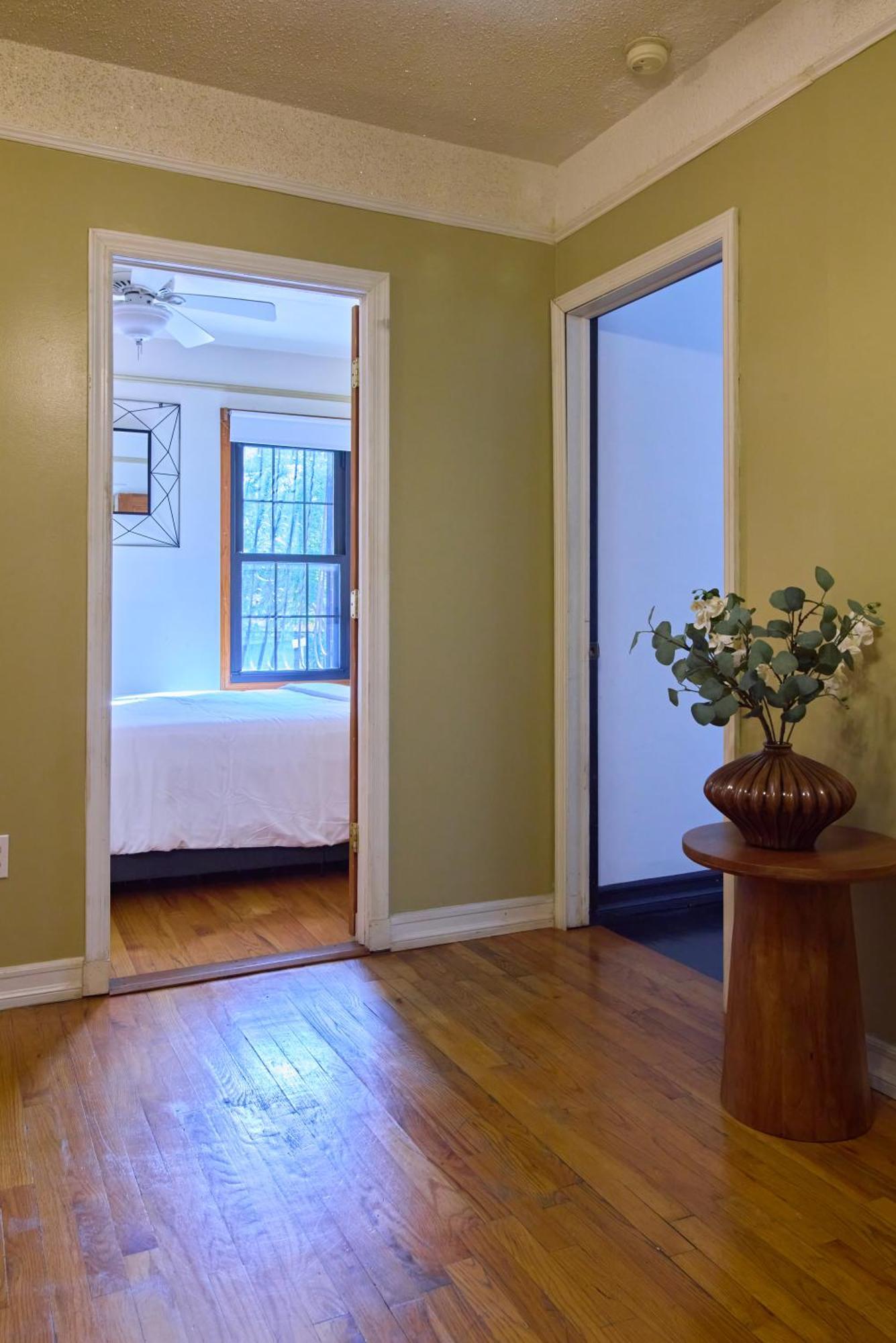 Apartment Sweet - Zoller