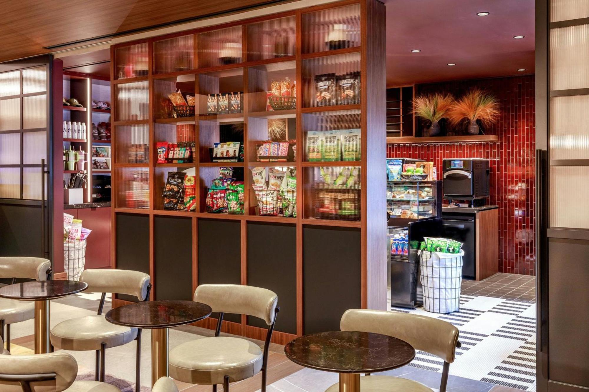 Renaissance Times Square By Marriott New York