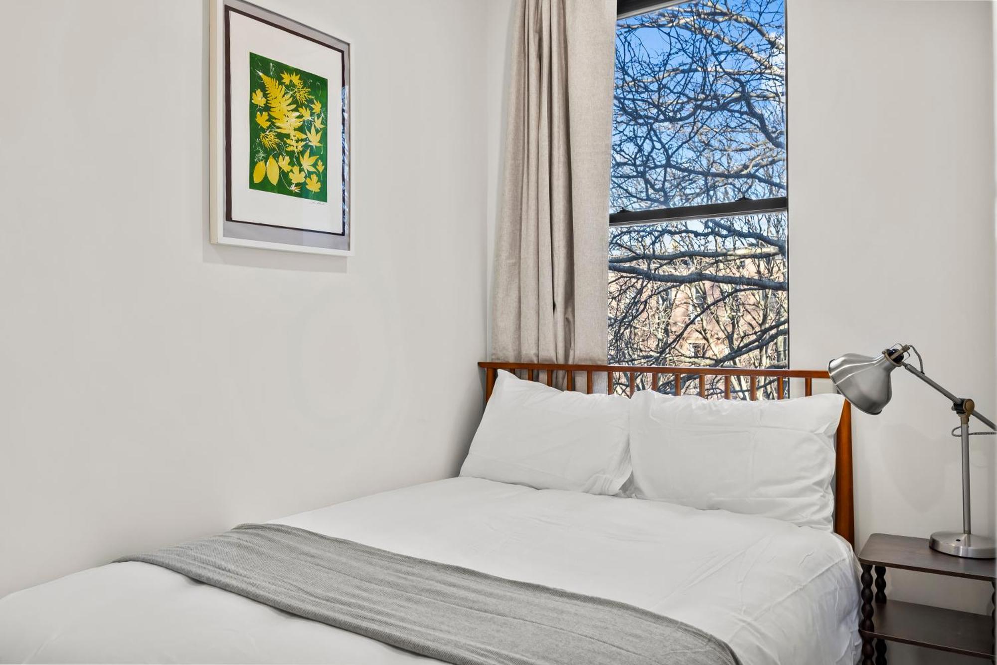 Apartment Carroll Place - Bright 3br In Carroll Gardens