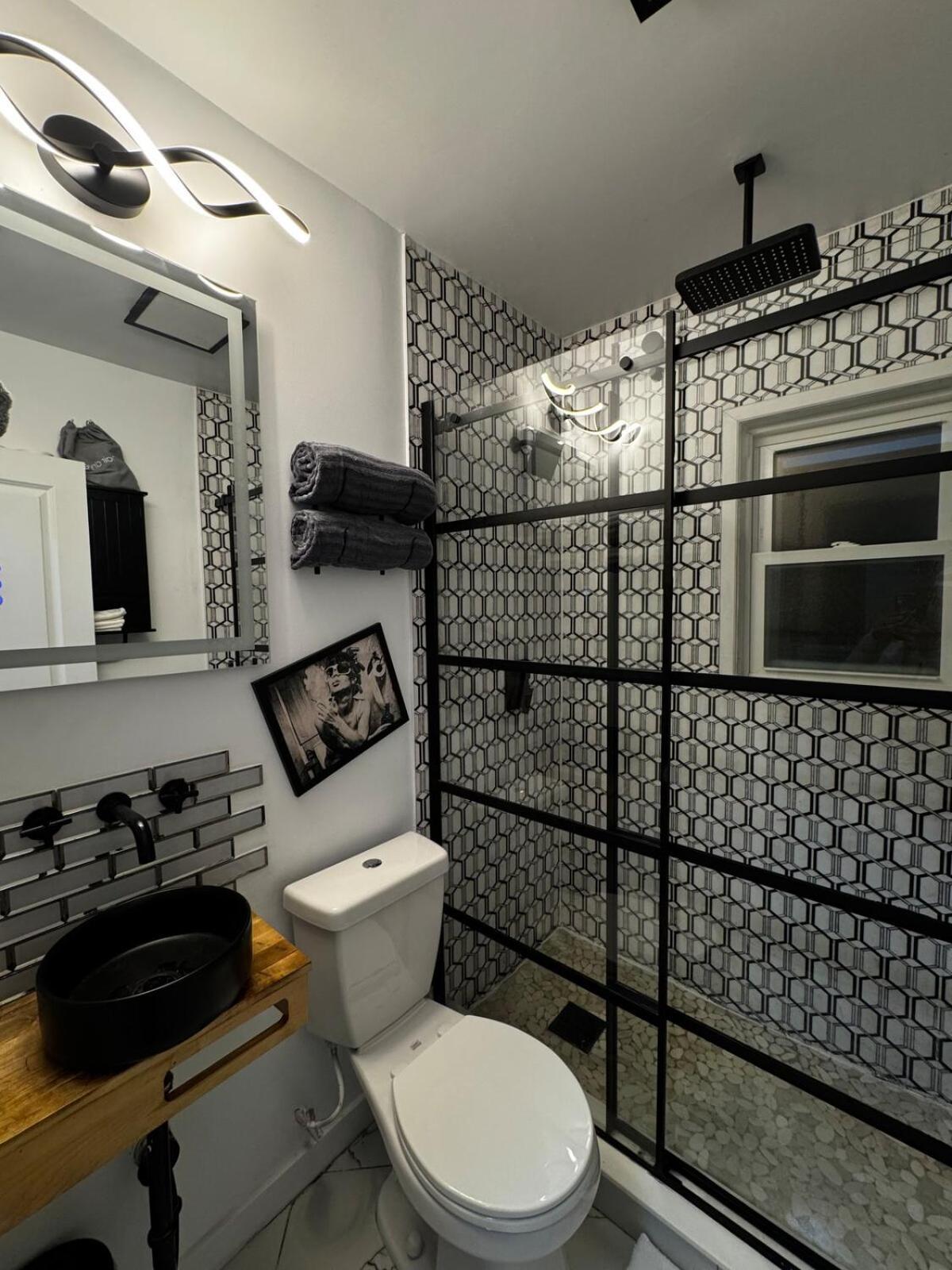 Holiday home Staten Luxe, Modern Close To Nj, Nyc And Brooklyn!