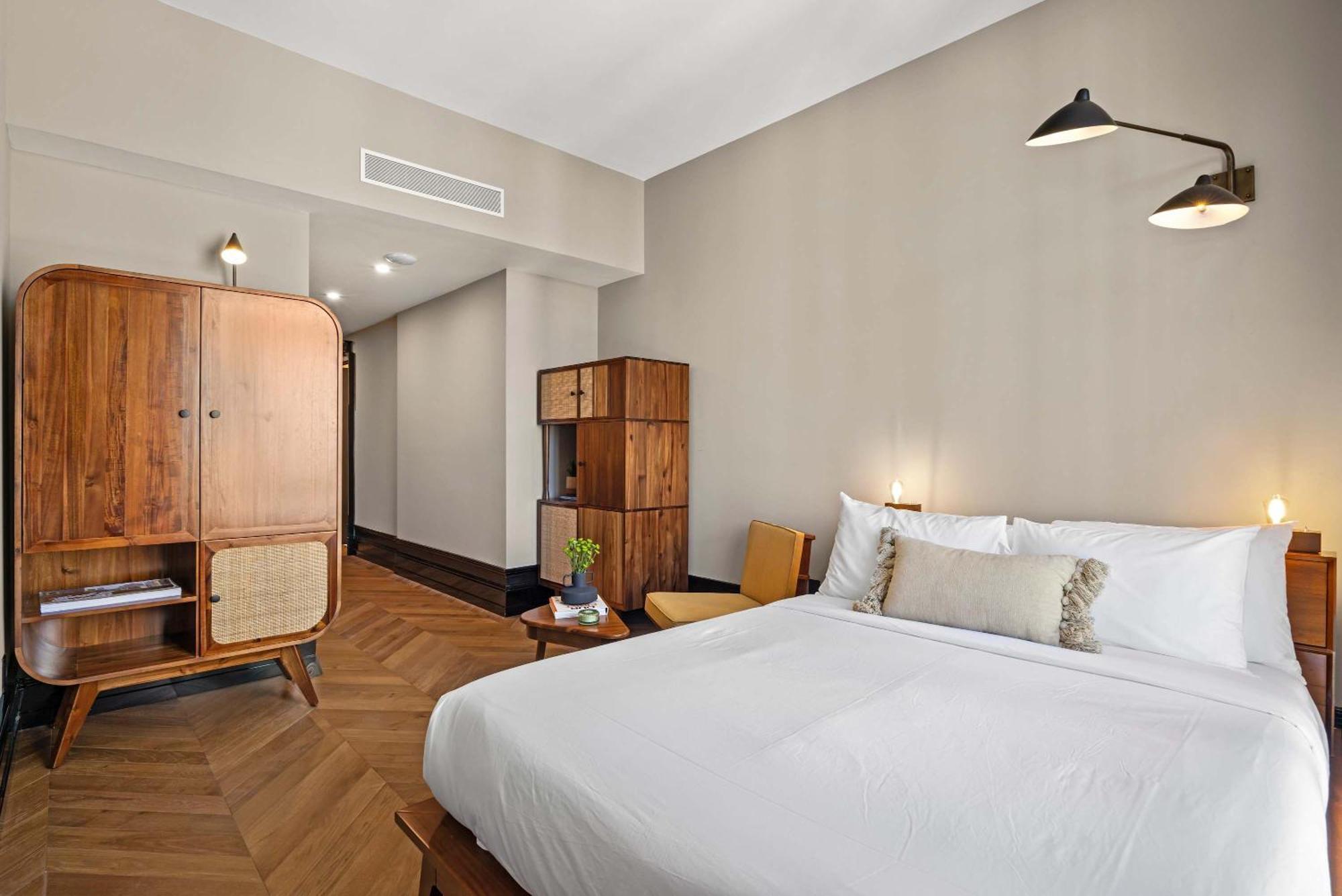 Freeman 403 By Rove Travel - 1br With Shared Amenities *