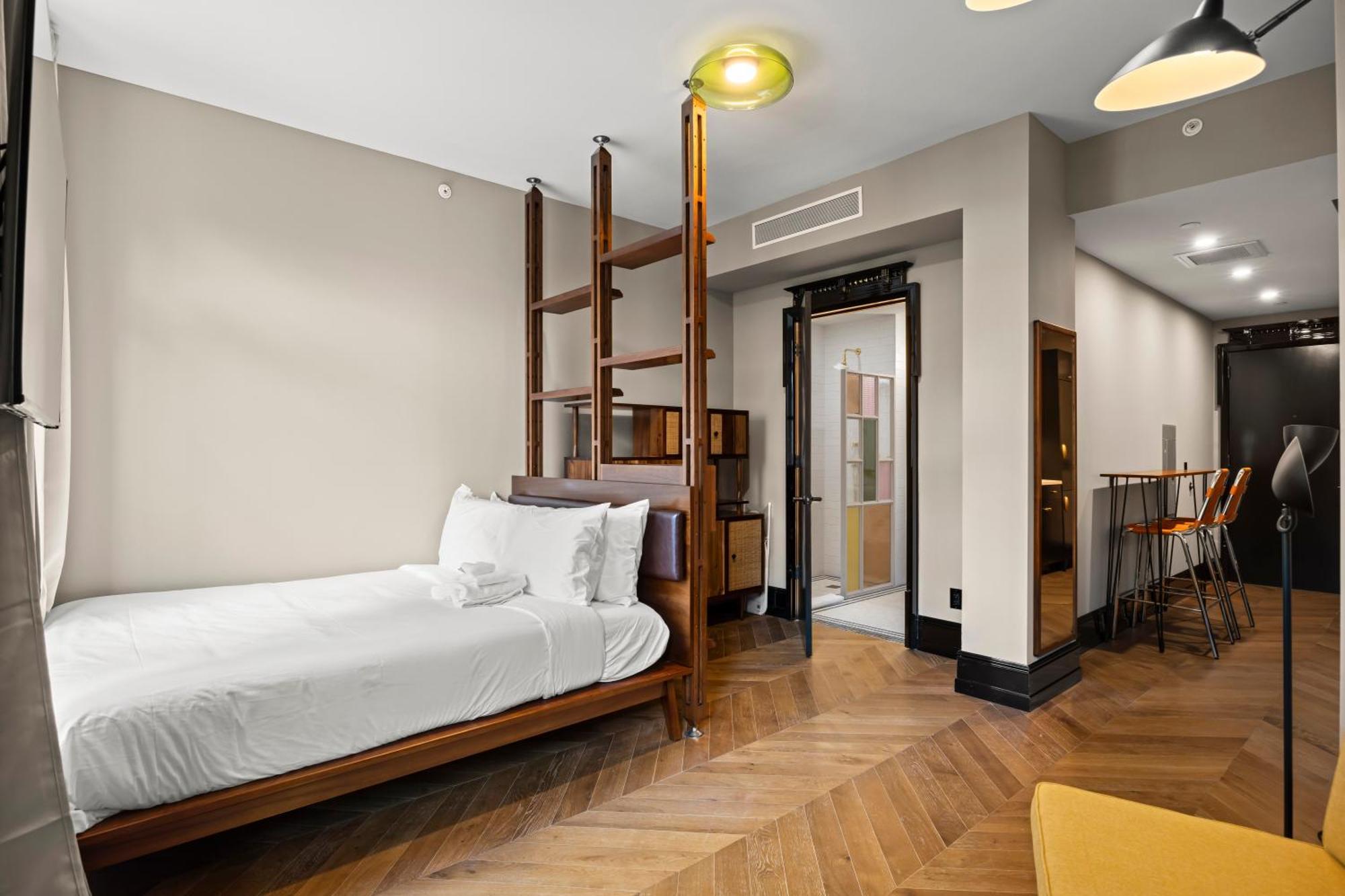 Freeman 401 By Rove Travel - W Shared Amenities * New York