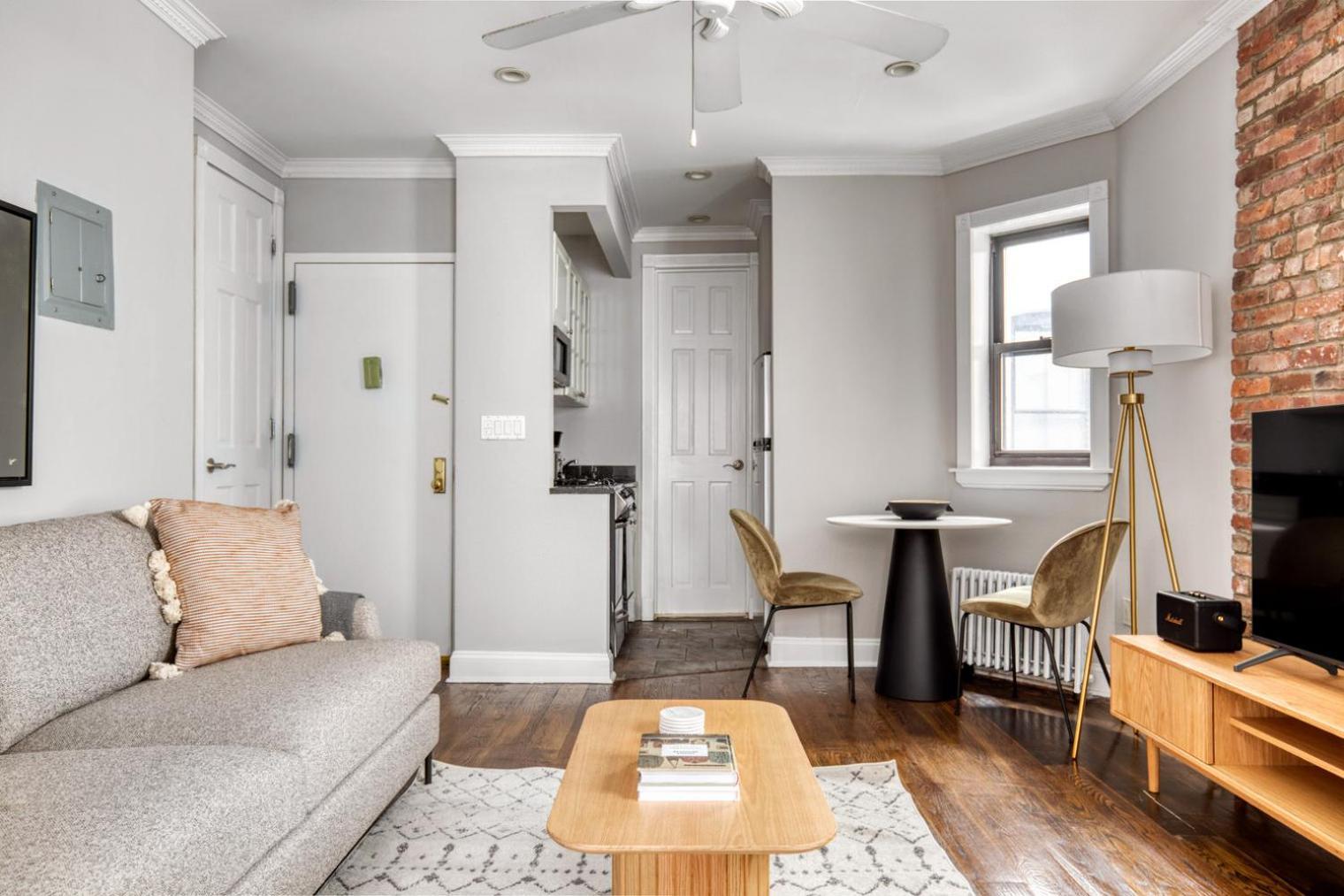 West Village 1br W Wd Balcony Prime Location Nyc-1073 Apartment *