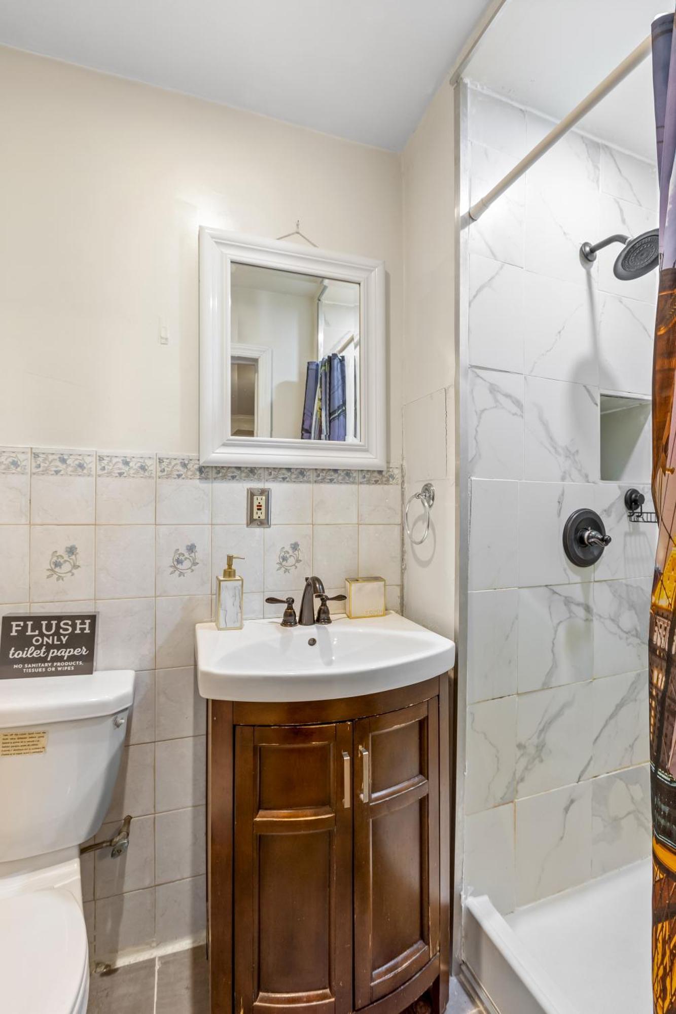 Apartment Impeccable 1br Unit In Brooklyn New York