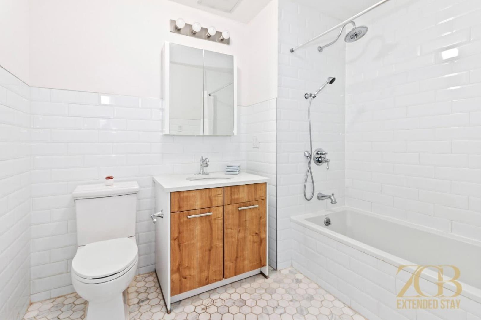 Gorgeous And Fully Equipped Luxury 1 Bedroom Apartment *