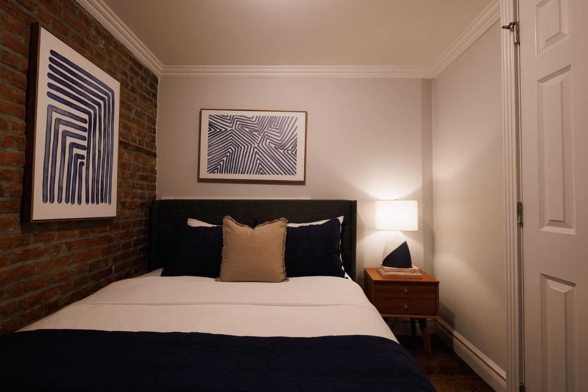 Urban Oasis 1br East Village Hideaway With Patio! New York