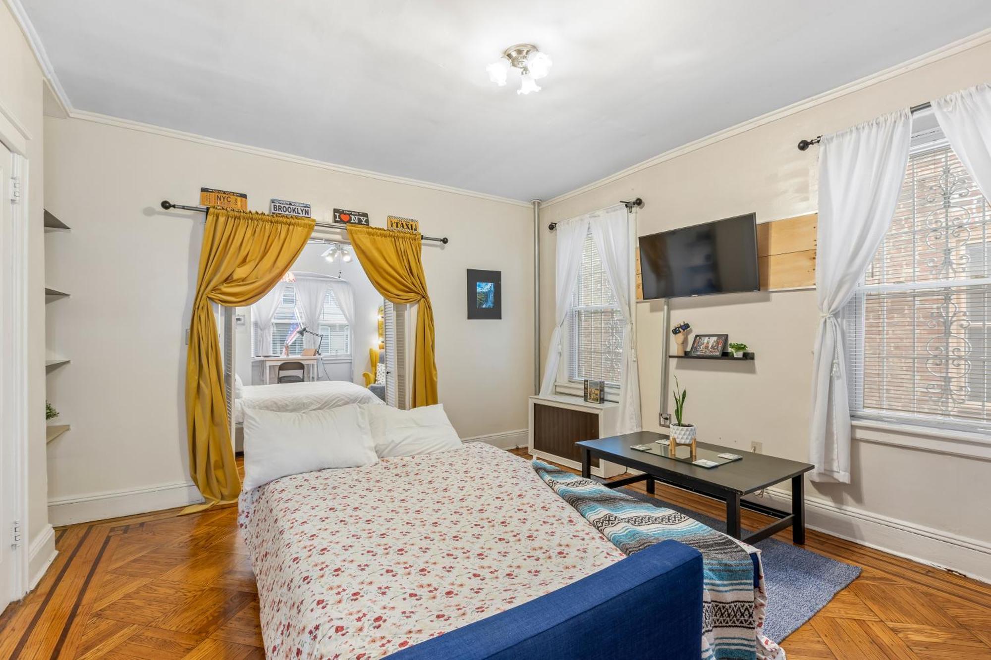 Impeccable 1br Unit In Brooklyn Apartment *