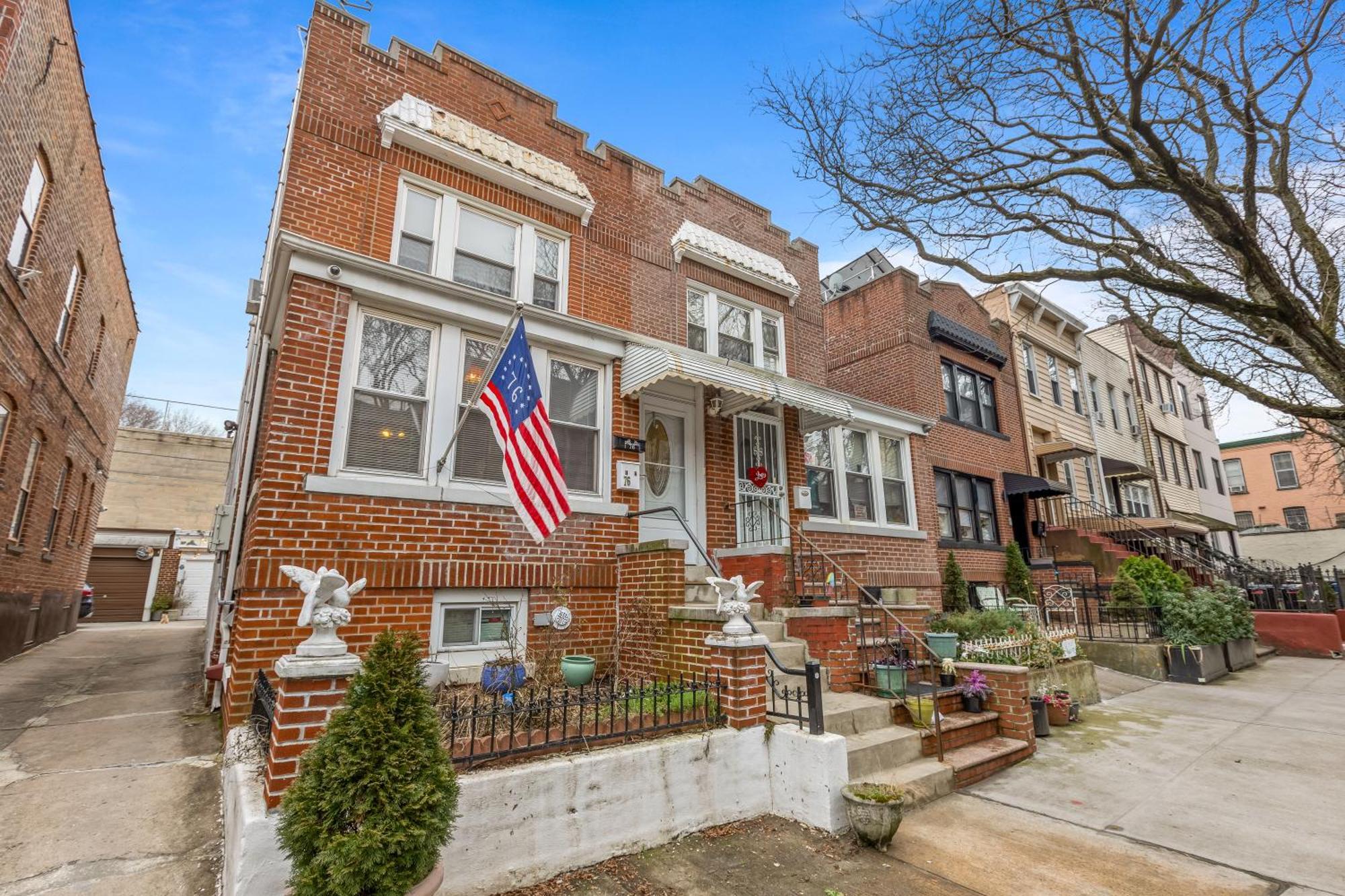 Impeccable 1br Unit In Brooklyn