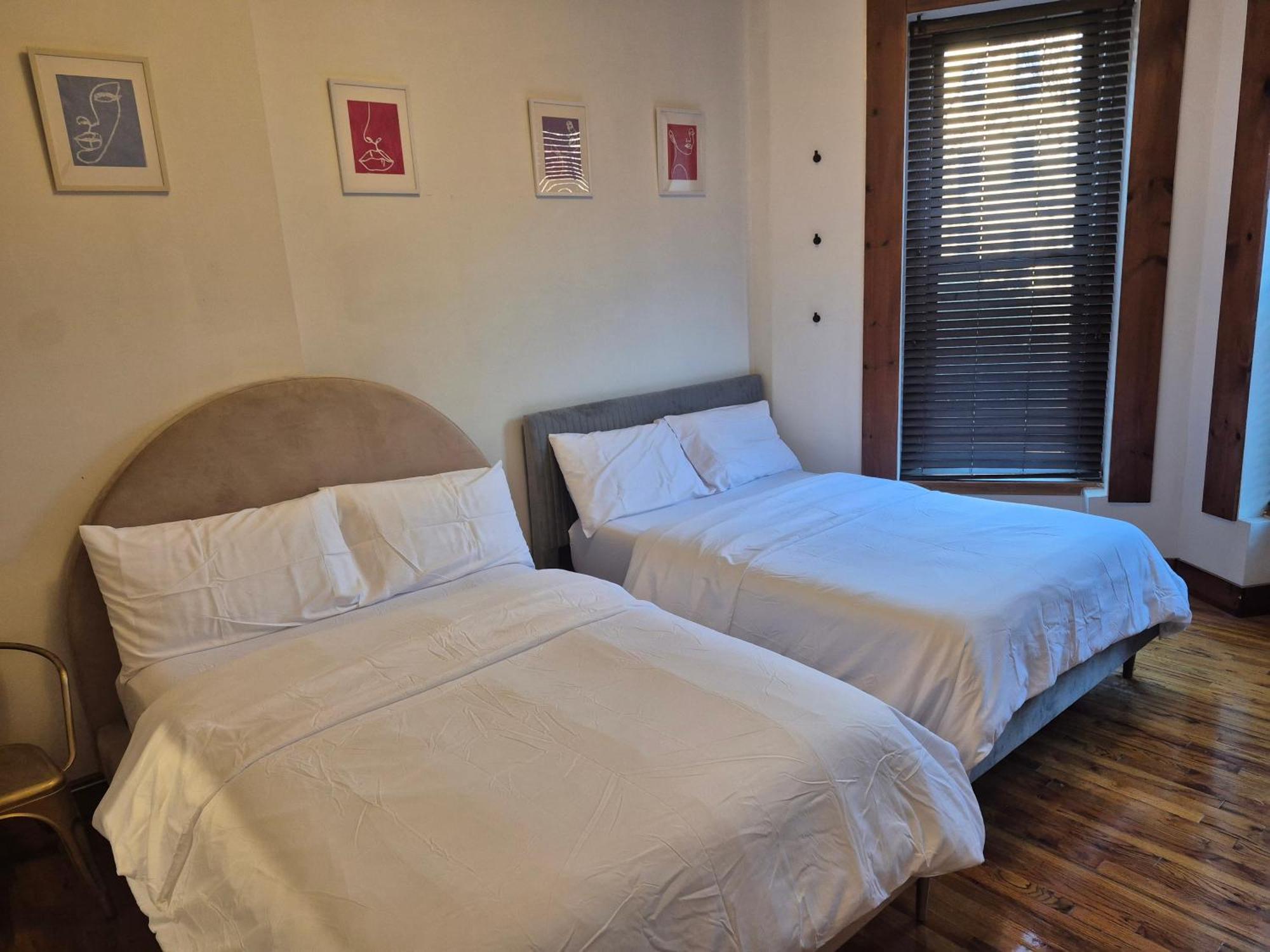 Relax And Unwind At Chic Bed-stuy Brownstone