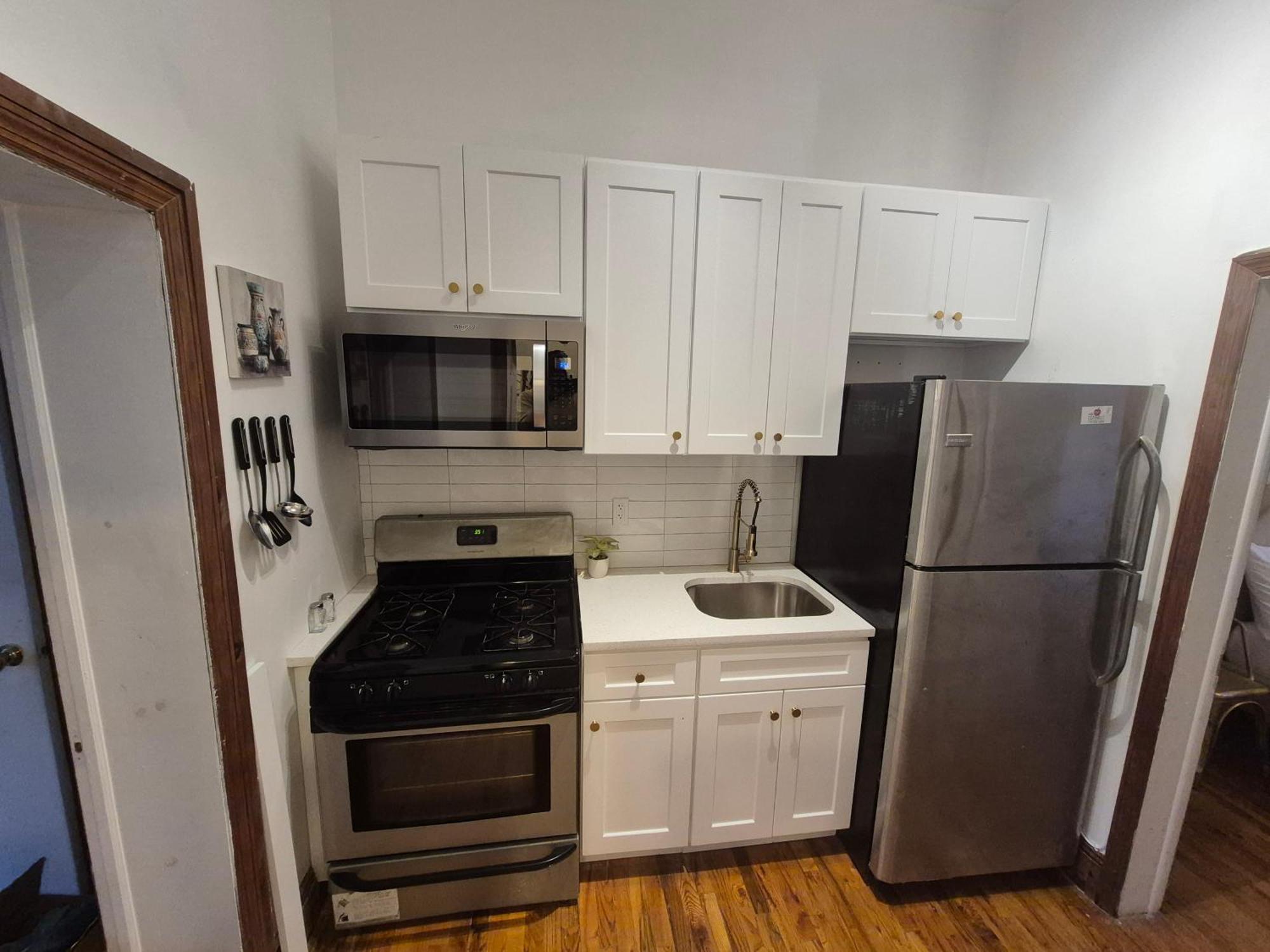 Relax And Unwind At Chic Bed-stuy Brownstone Apartment *