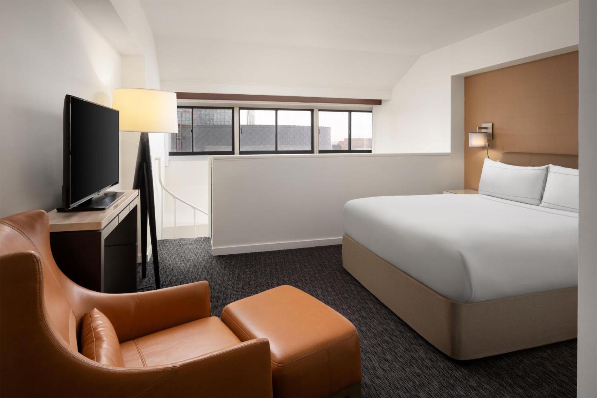 Millennium Hilton One Un Plaza Hotel New York