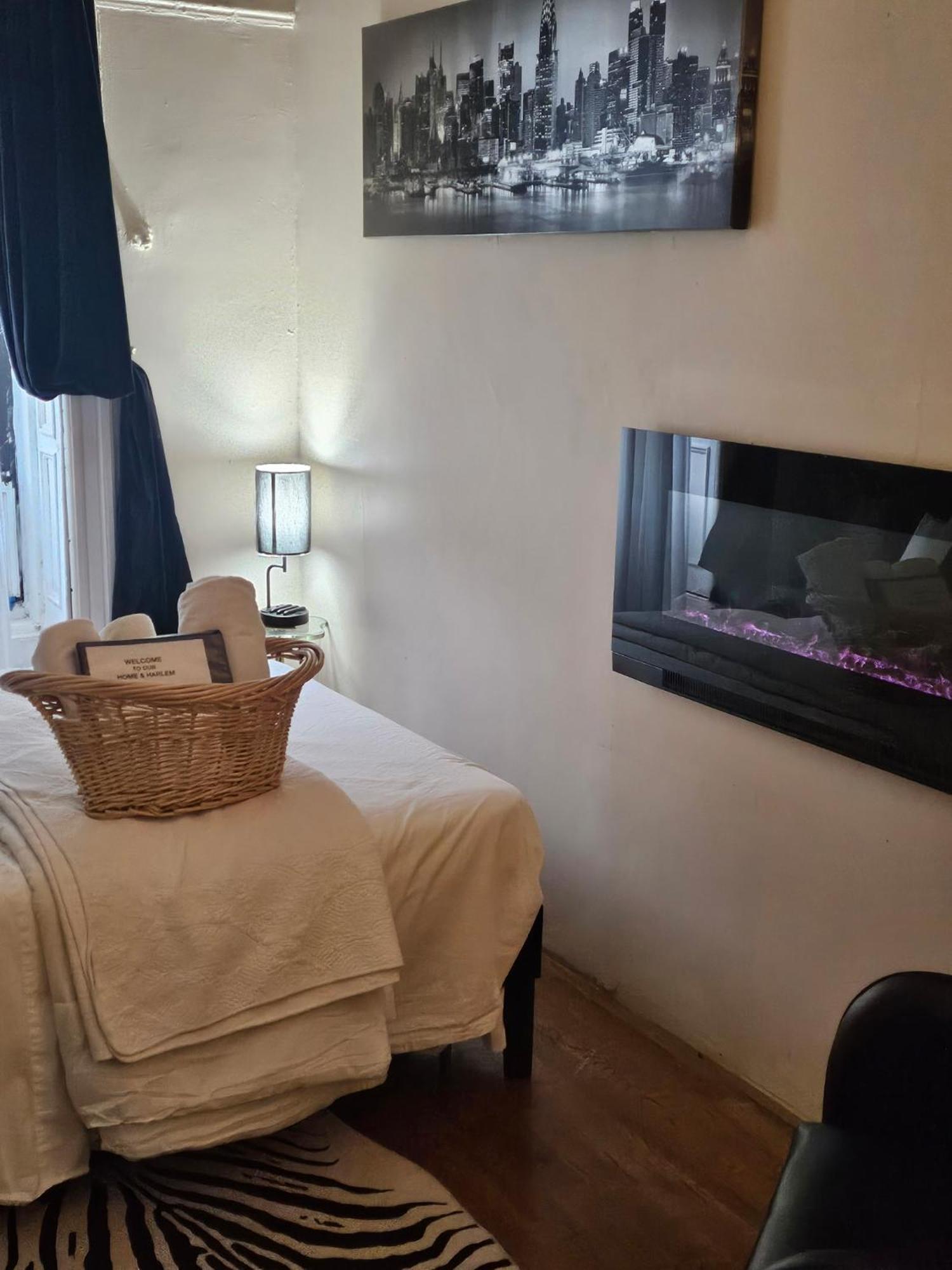 Harlem Brownstone Apartment New York