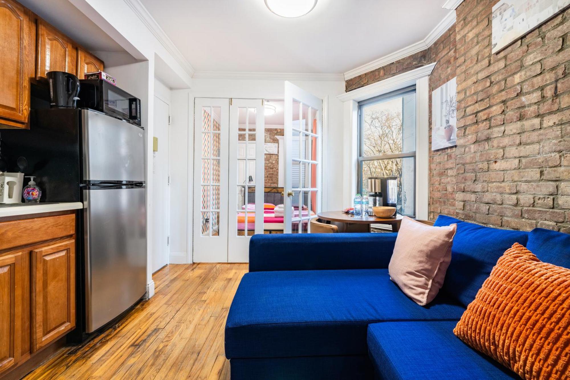 2 Bedroom Unit In Lower Manhattan