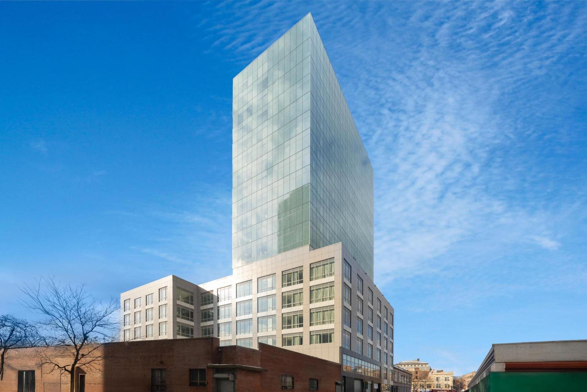 Hotel La Quinta Inn & Suites By Wyndham Queens Nyc Jfk Airtrain