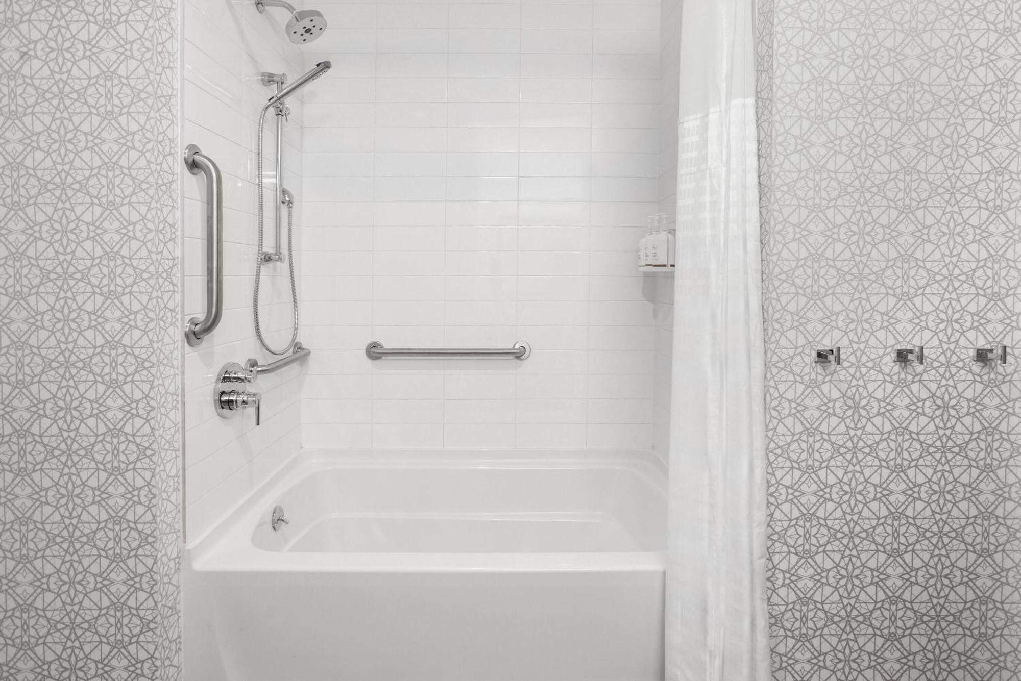 La Quinta Inn & Suites By Wyndham Queens Nyc Jfk Airtrain 2* New York