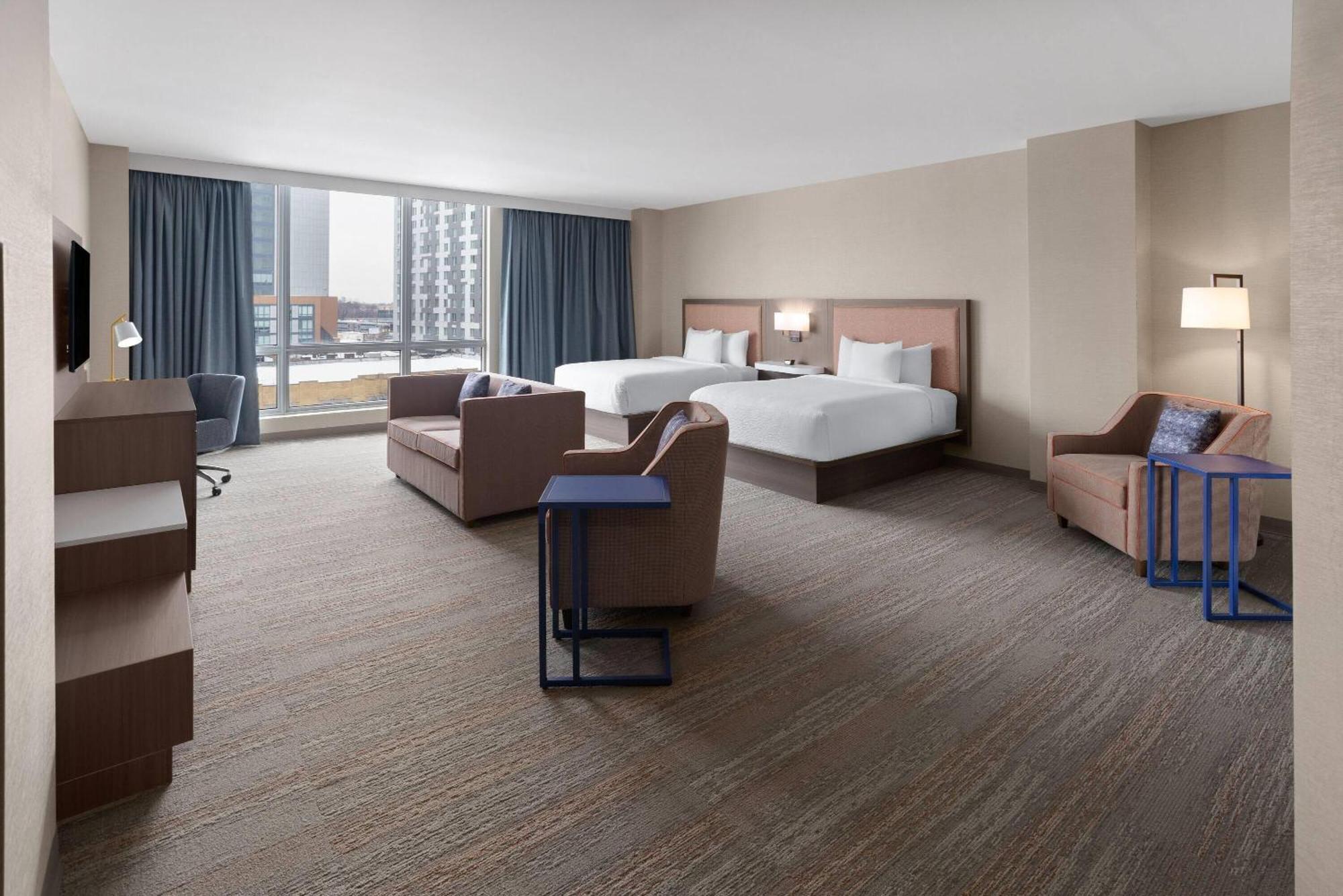 Hotel La Quinta Inn & Suites By Wyndham Queens Nyc Jfk Airtrain