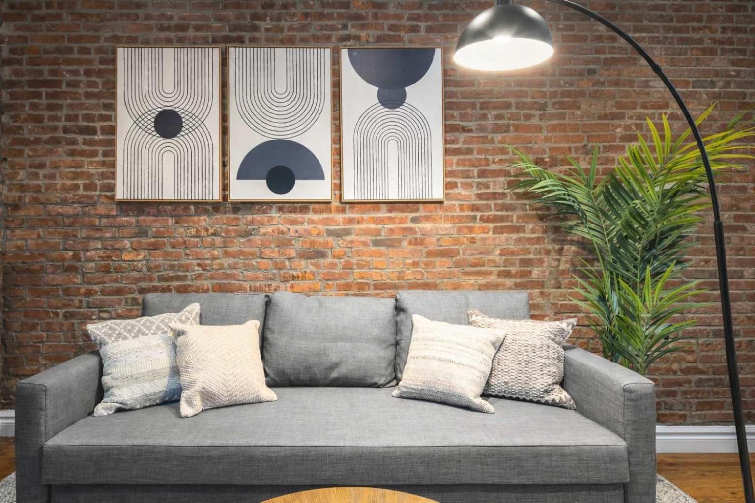 Modern Manhattan Haven Near Everything * New York