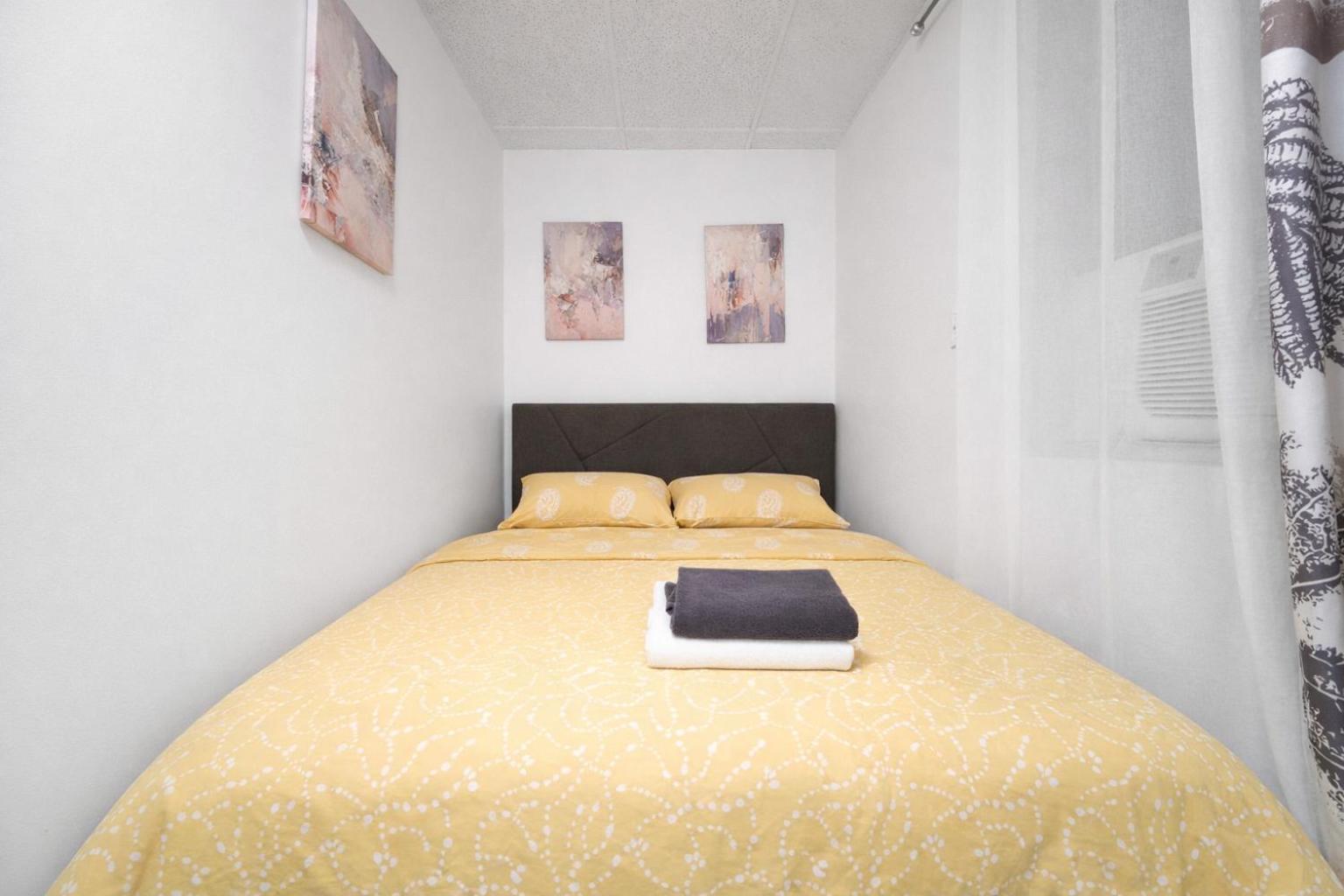 Elegant 3 Bedroom Unit Near Chinatown Apartment *