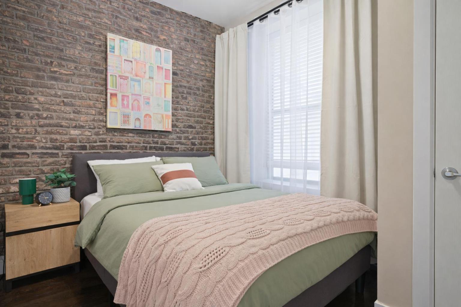 3 Bd Idyllic Haven Next To Park *