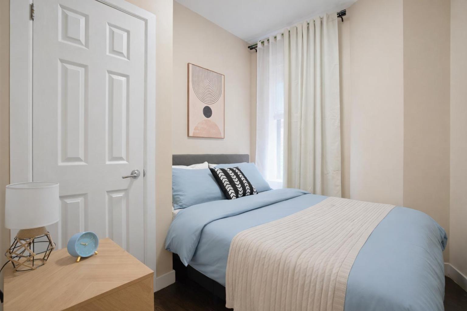 Apartment 3 Bd Idyllic Haven Next To Park *