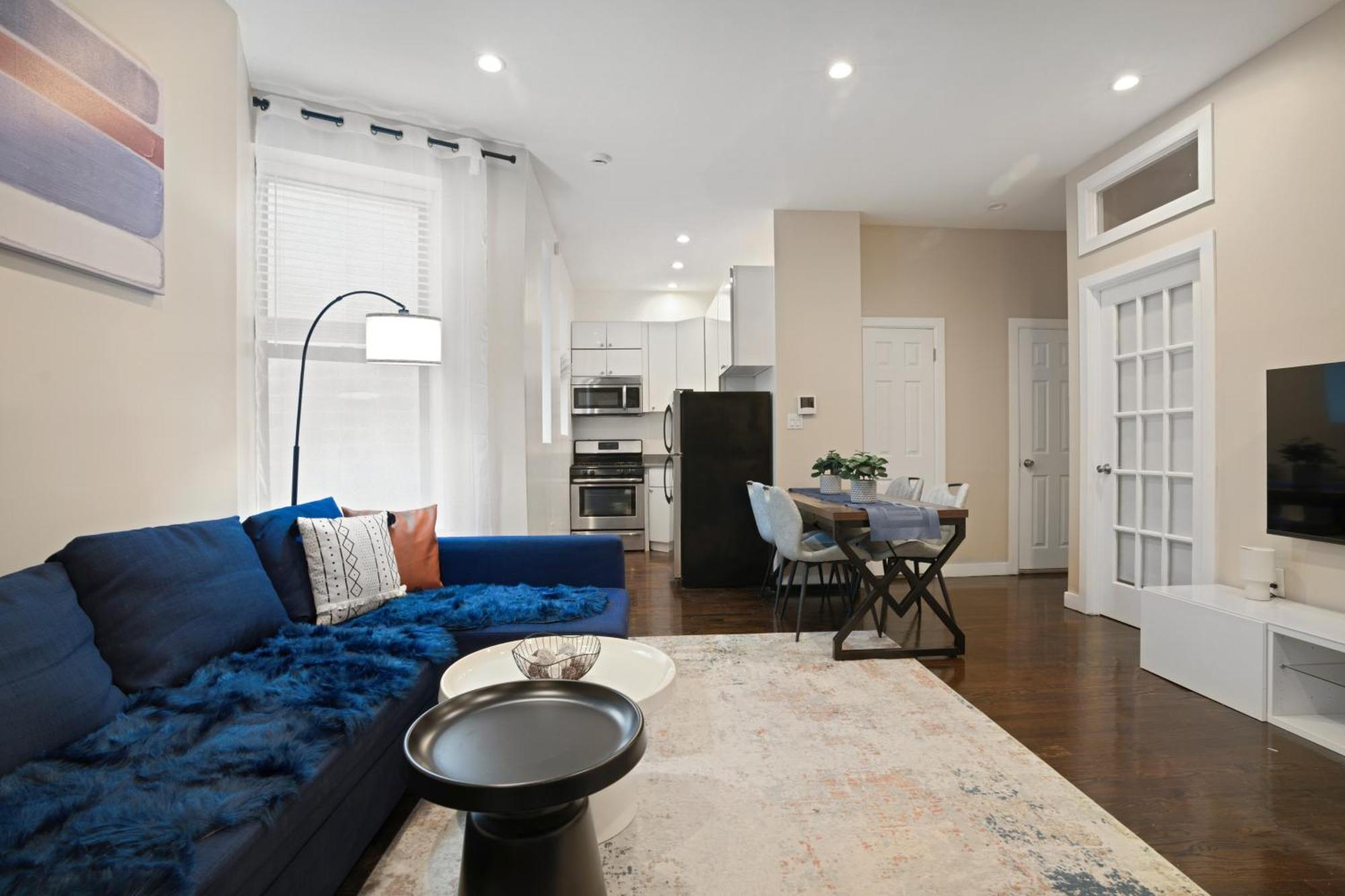 3 Bd Idyllic Haven Next To Park * New York