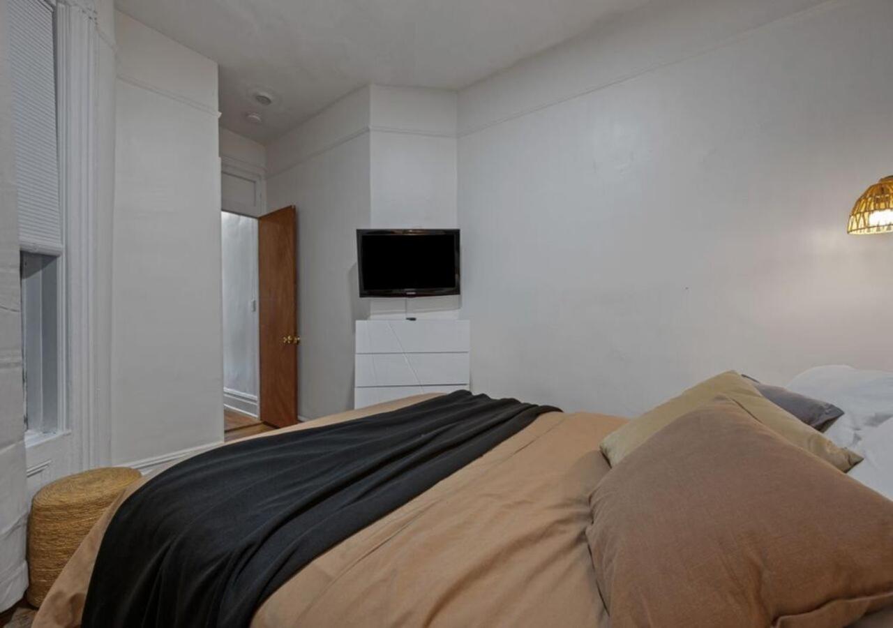 Apartment Upper West Side Furnished 1 Bedroom Apartment, June To Aug 90 Days Required *