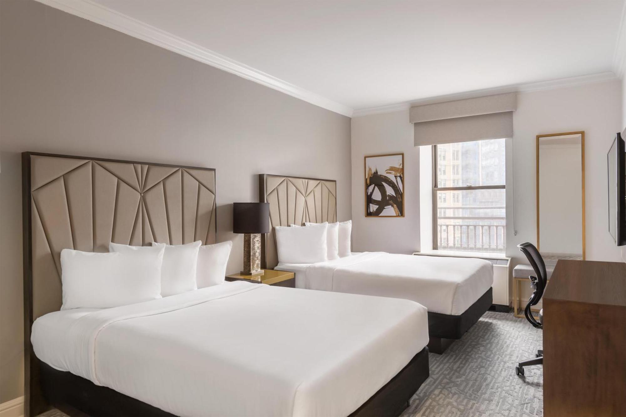 Martinique On Broadway, Curio Collection By Hilton Hotel New York
