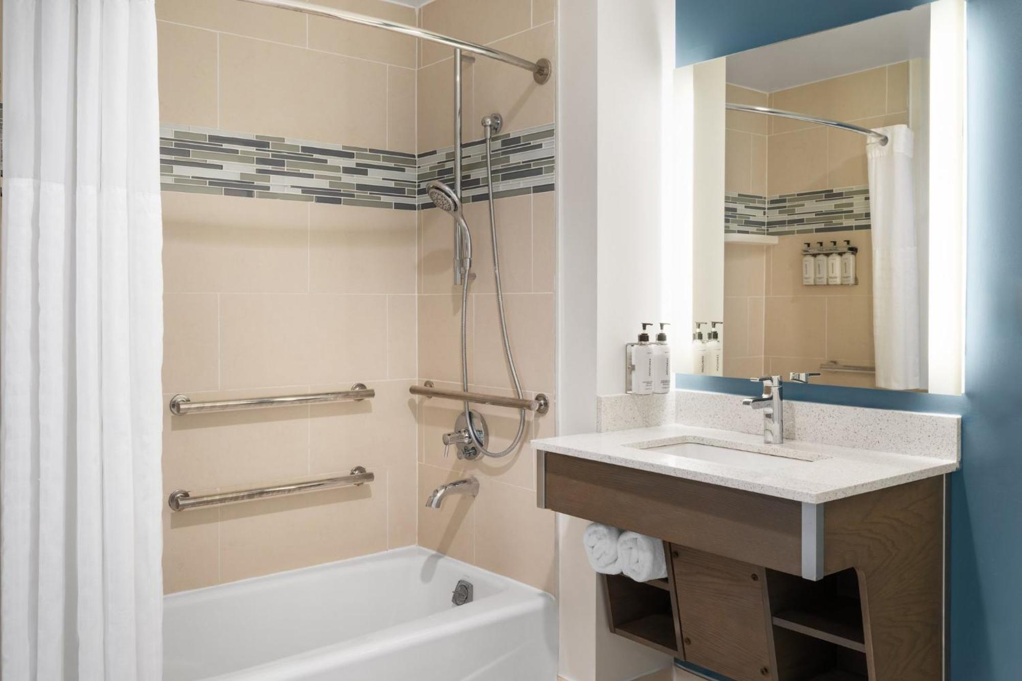 Even Brooklyn By Ihg Hotel New York