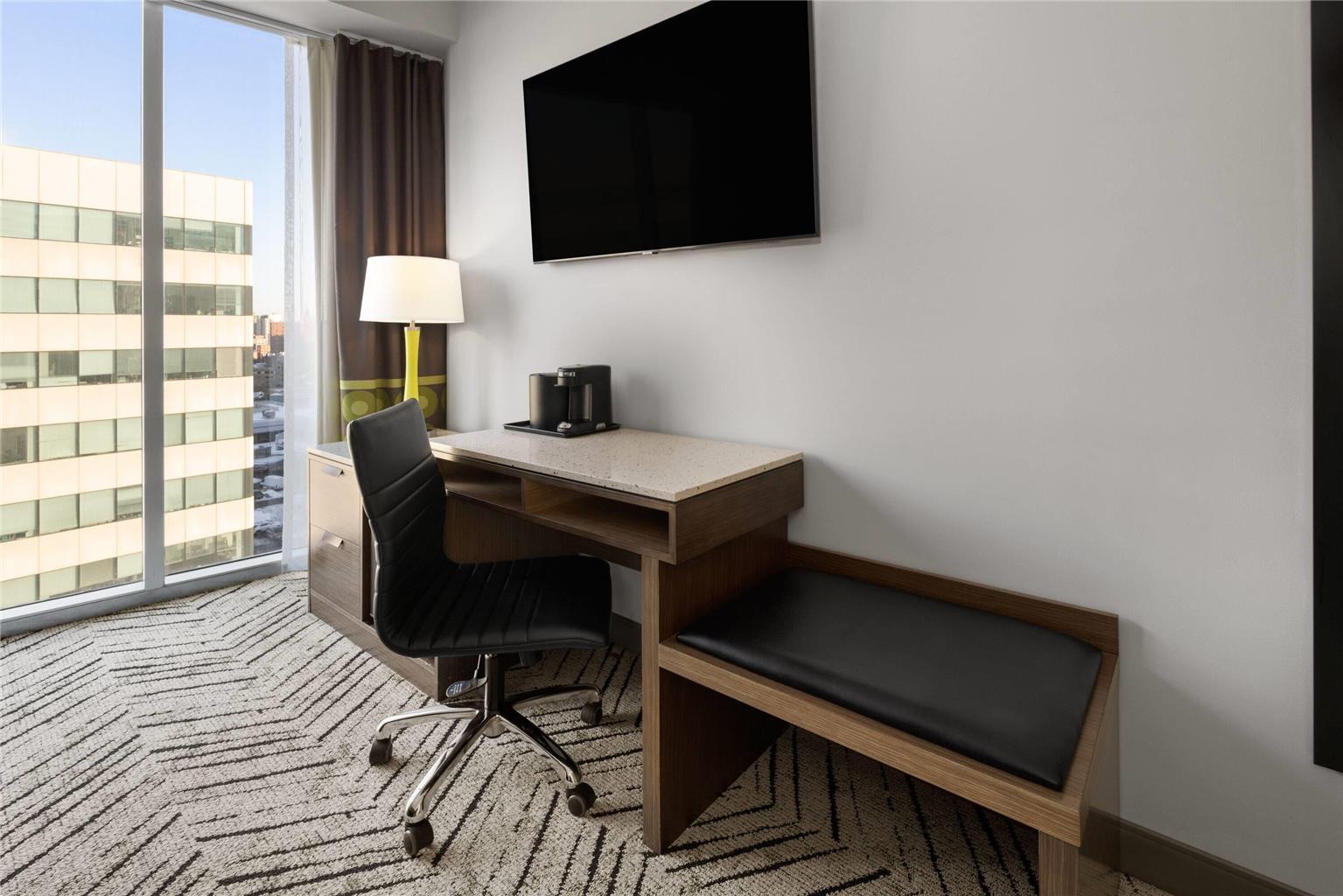 Hotel Super 8 By Wyndham Bronx Near Stadium