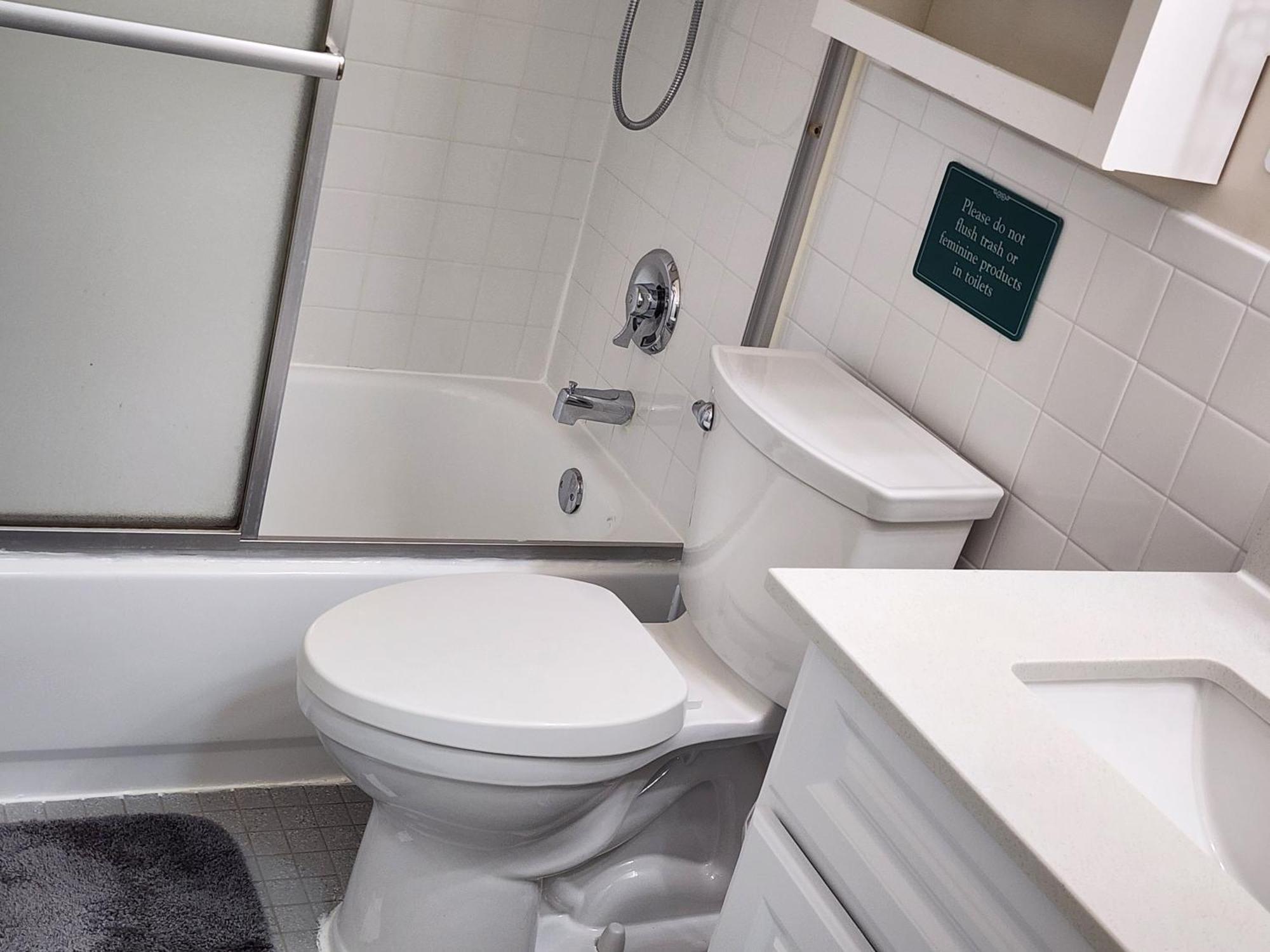 Booking.com Exxlusive: Fully Furnished One Bedroom Entire With Full Size Bed. For One Person Or Couple, Soulmate Positive Friendship * New York