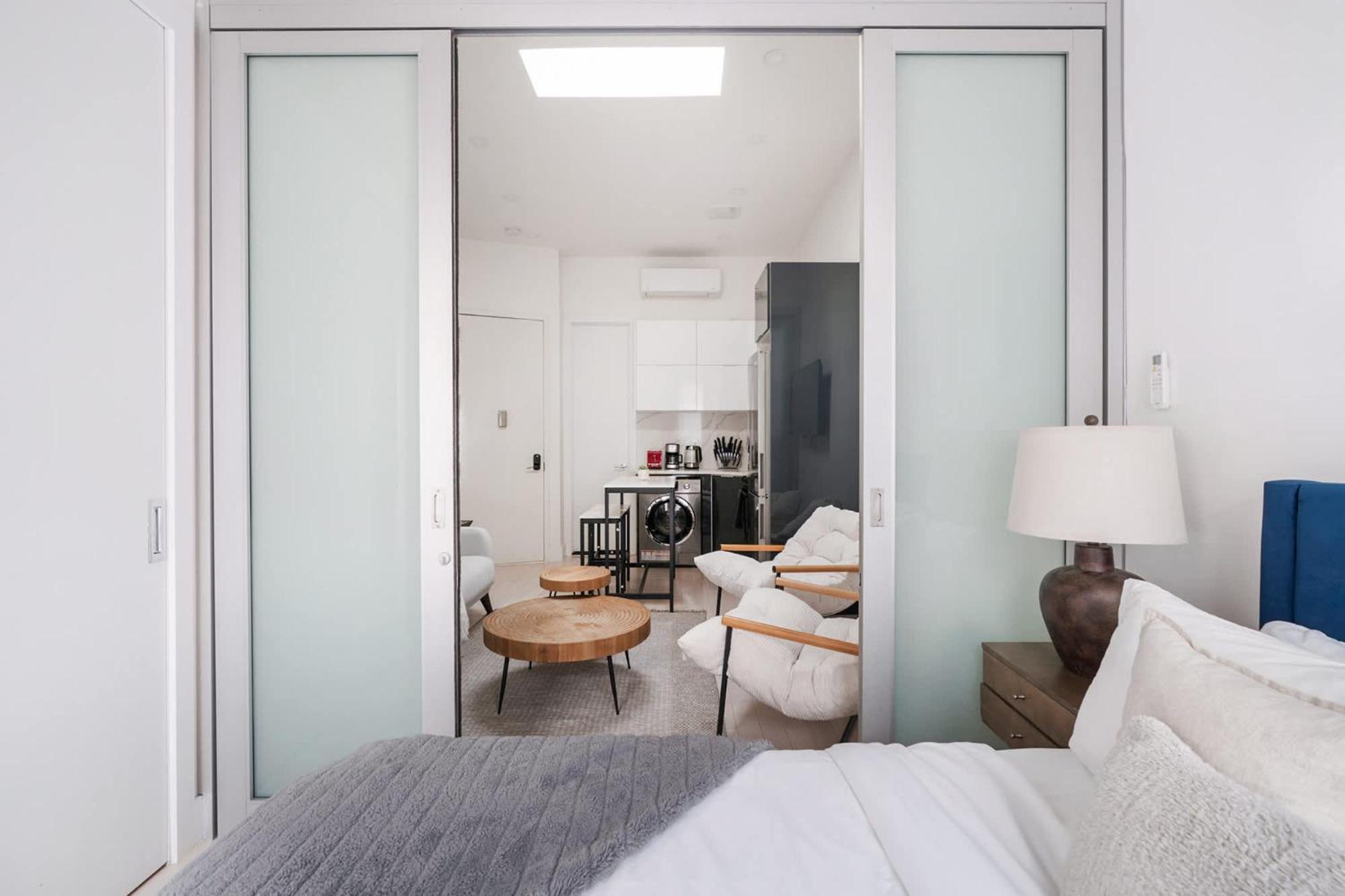 317-4b New 1 Bedroom Prime Upper East Wd Walk 2 C Park Apartment