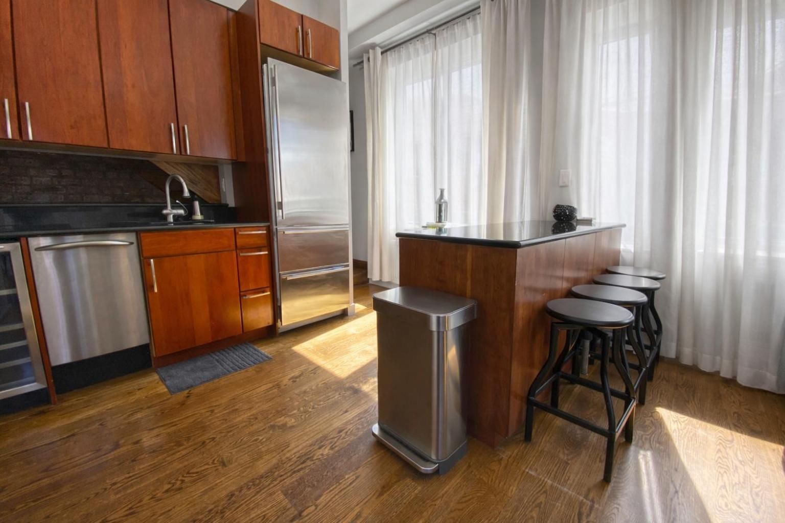 Gorgeous Three Bedroom West Village Townhouse Apartment New York