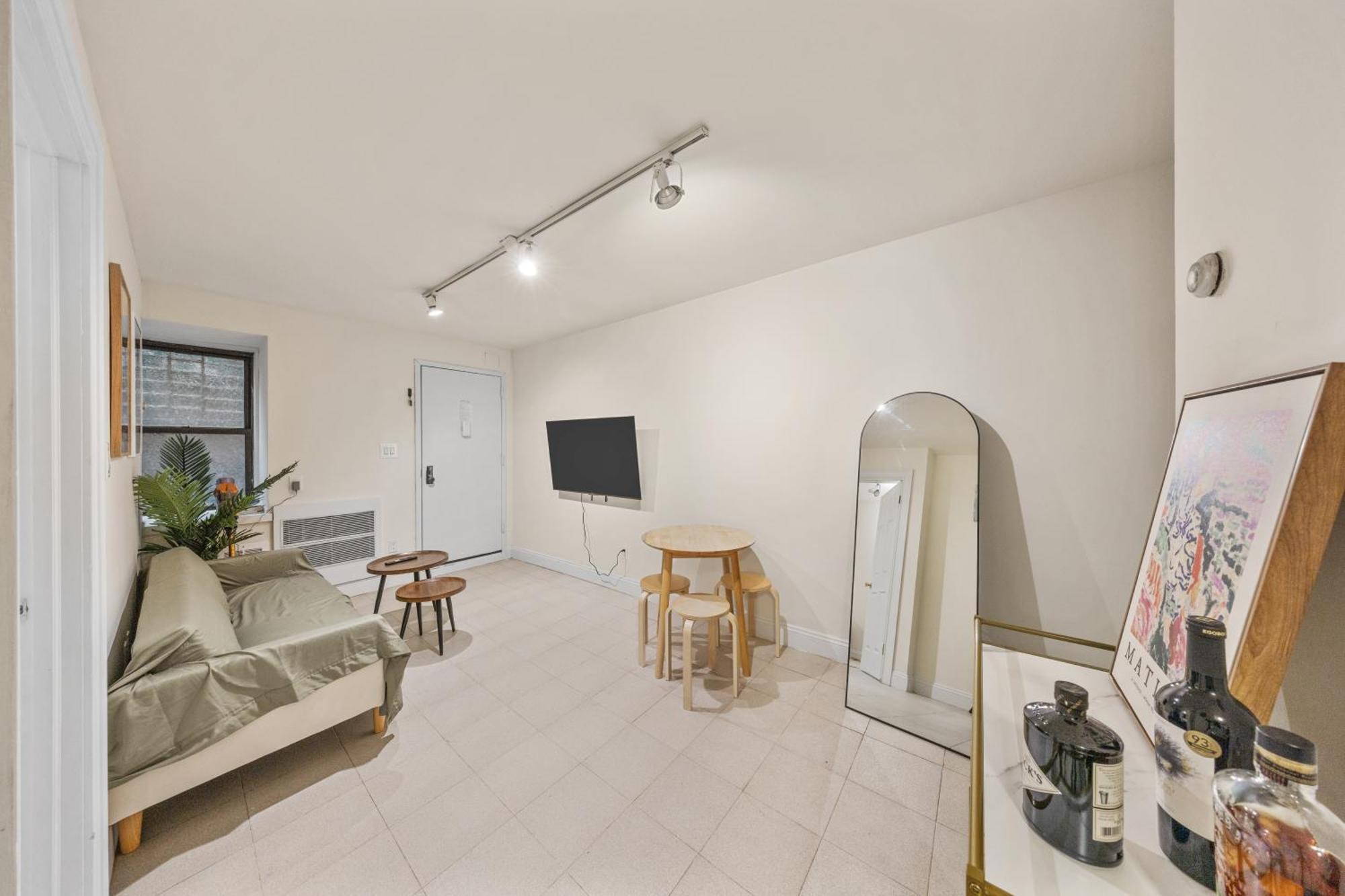 Lavish Downtown Manhattan Oasis In Union Square