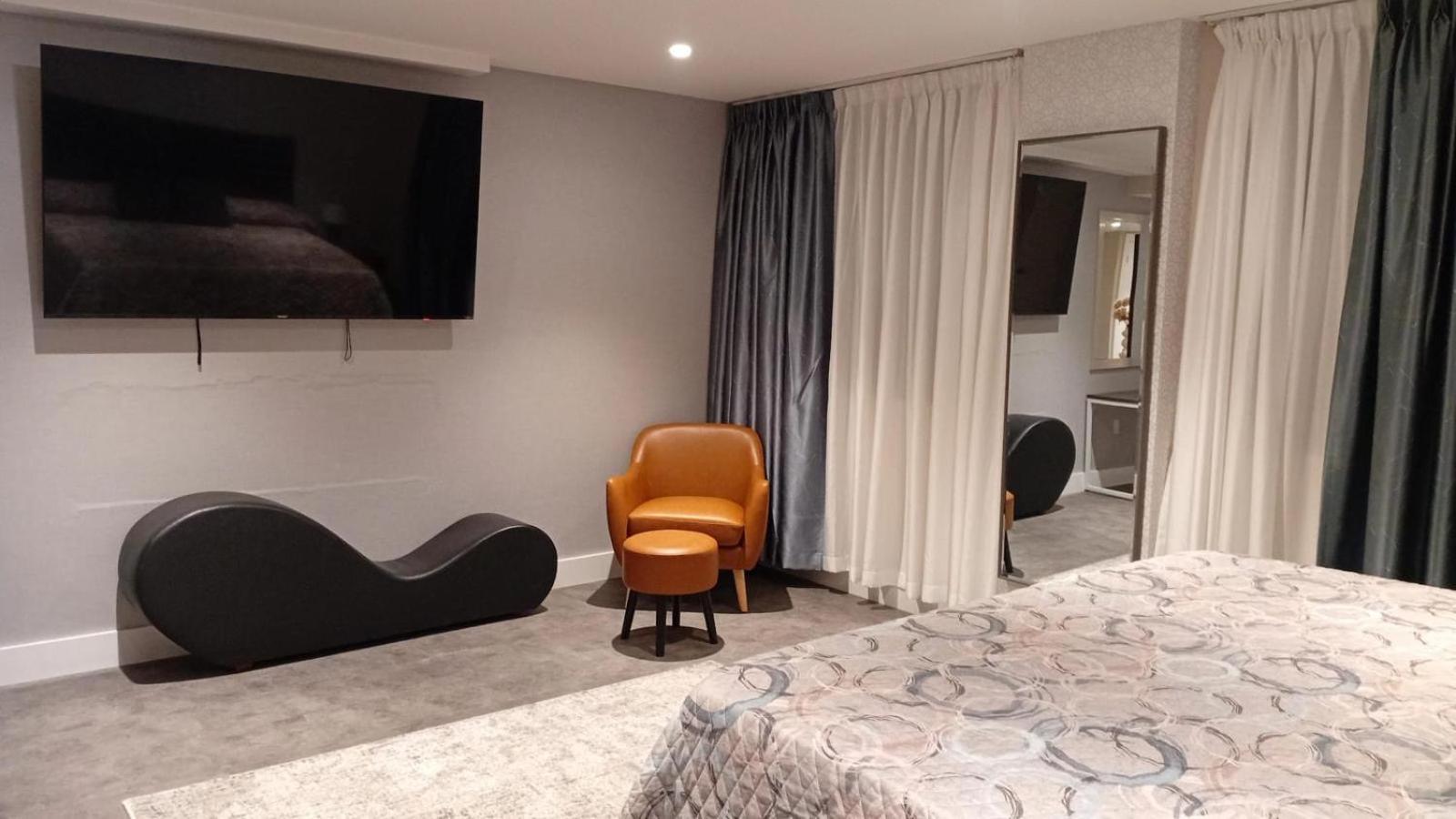 Hotel Rose Near Yankee Stadium