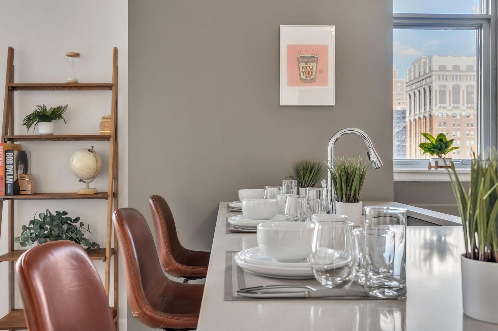 Apartment Chelsea 1 Bedroom W Work Setup By Anyplace - 11651 New York