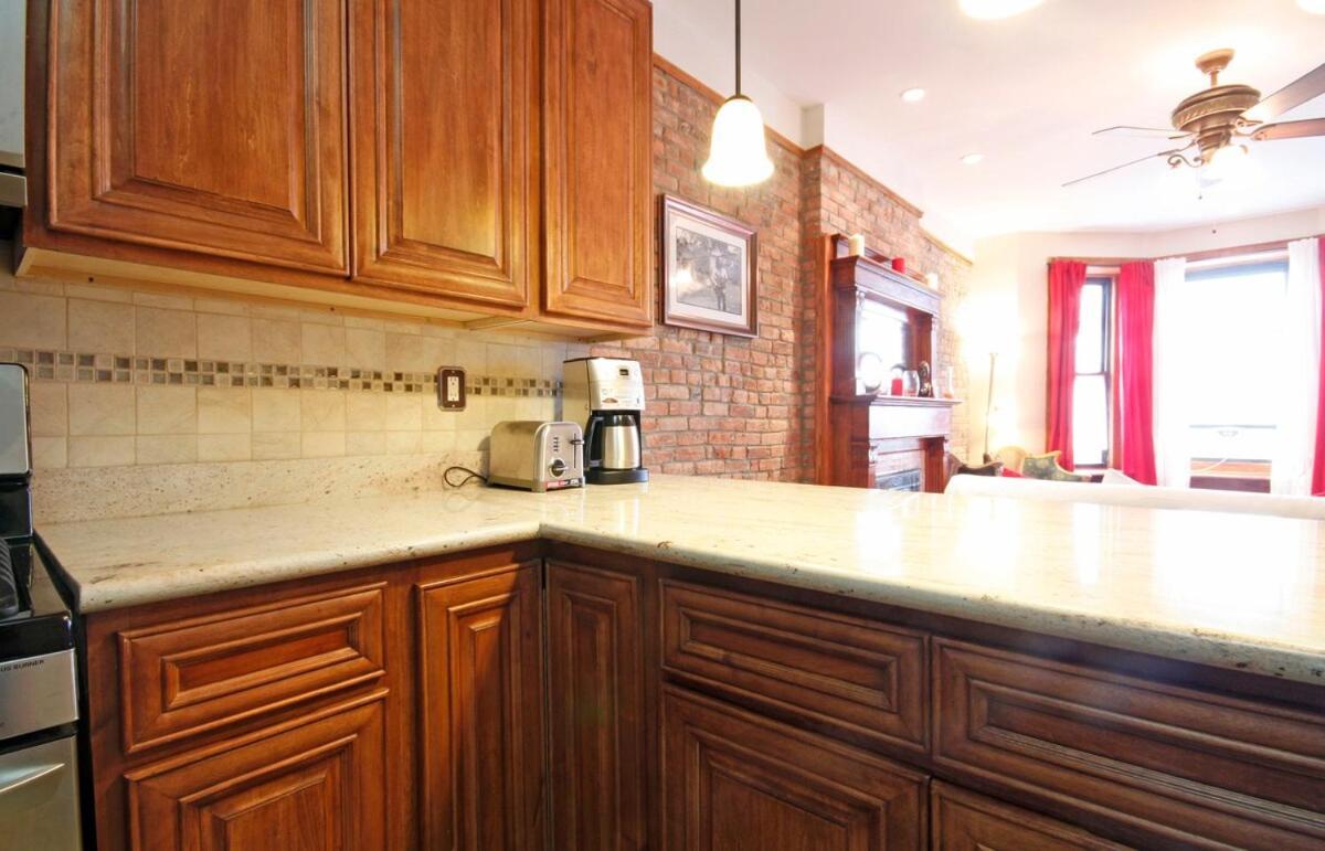Brooklyn Amazing 2bedrm Luxury