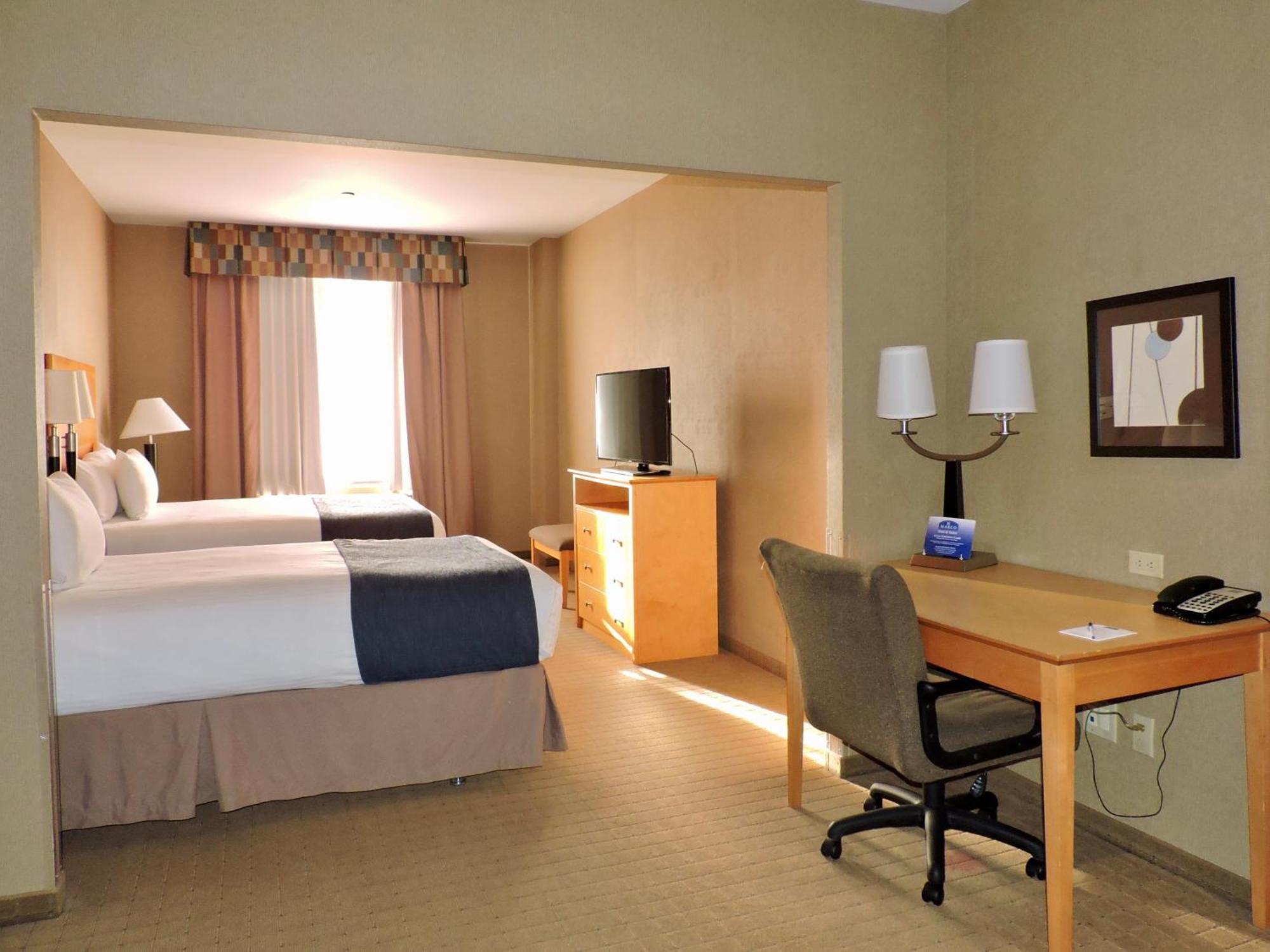 Marco Laguardia & Hotel New York