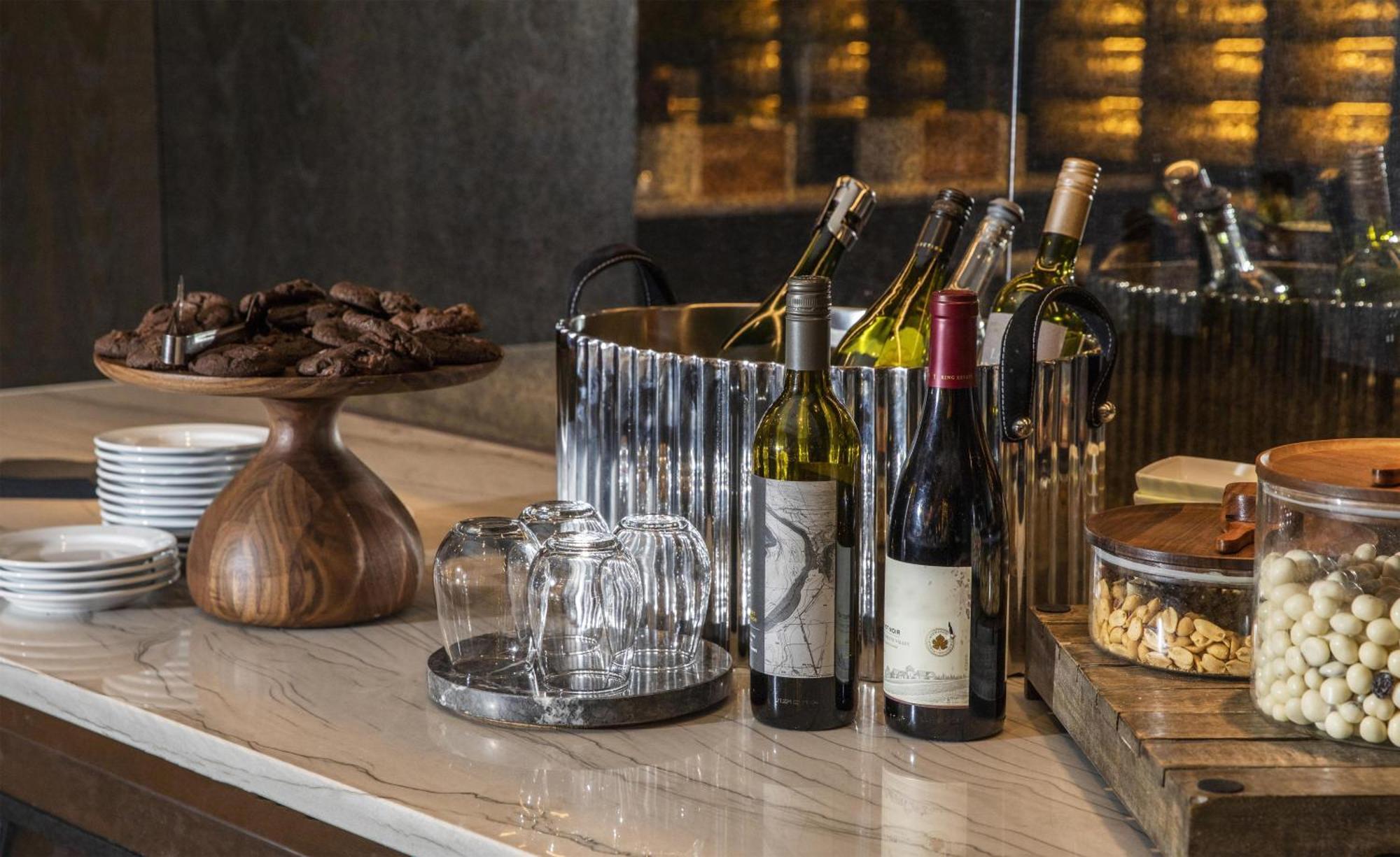 Thompson Park New York, By Hyatt New York