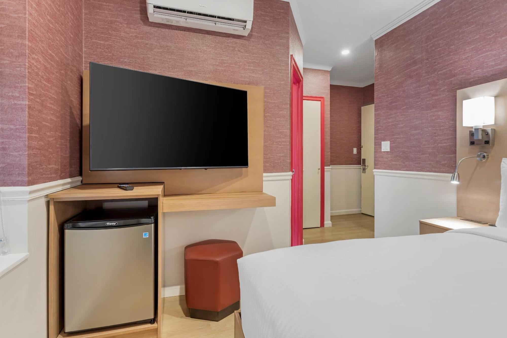 The Mayfair Times Square, An Ascend Collection New York