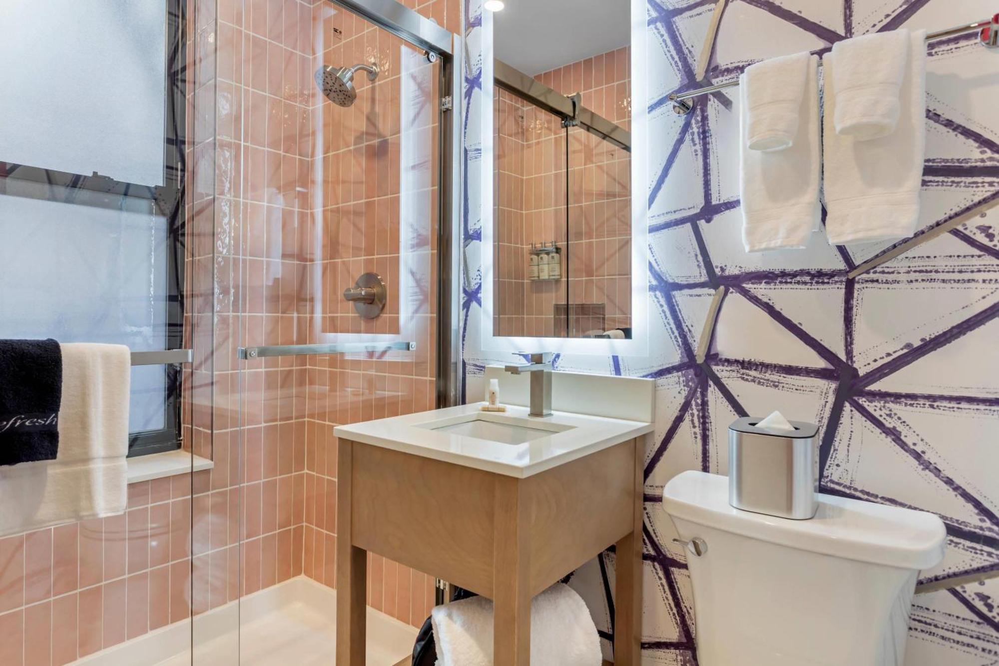 The Mayfair Times Square, An Ascend Collection Hotel New York